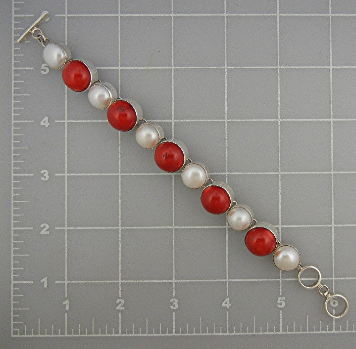Coral Mabe Pearl Sterling Silver Togge Clasp Bracelet