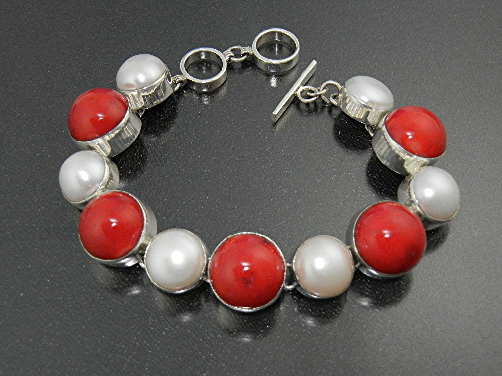 Coral Mabe Pearl Sterling Silver Togge Clasp Bracelet