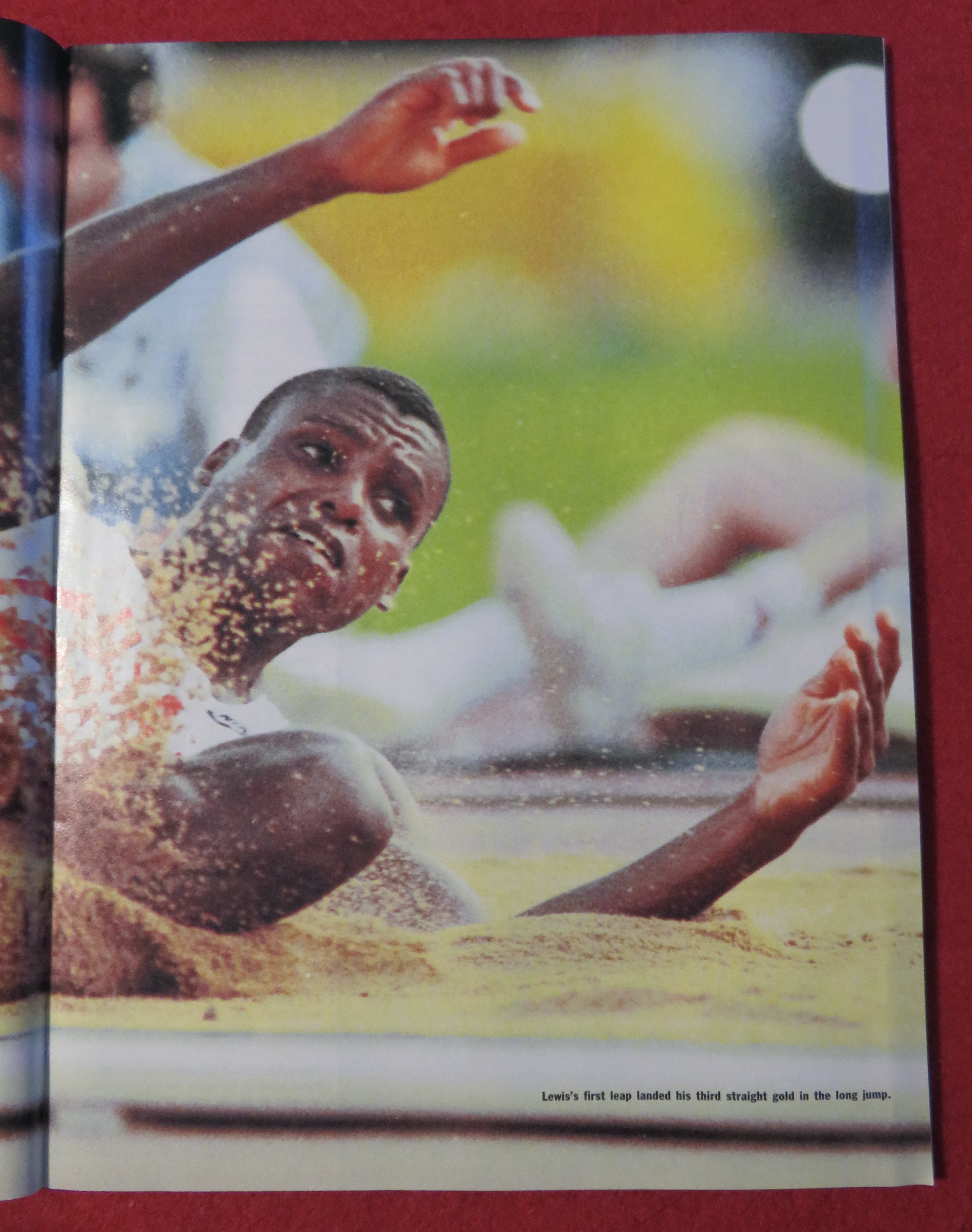 Sports Illustrated Magazine August 17, 1992 Carl Lewis