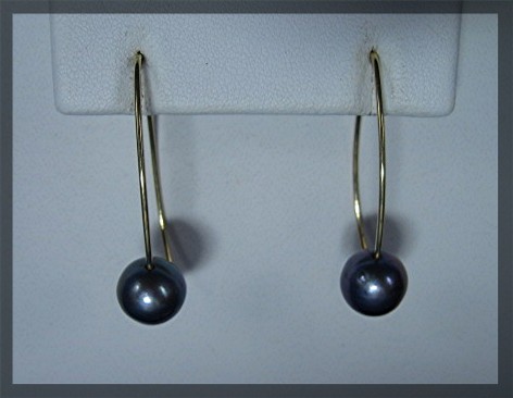 Earrings Gold Wire 10mm Grey Pearl Pierced