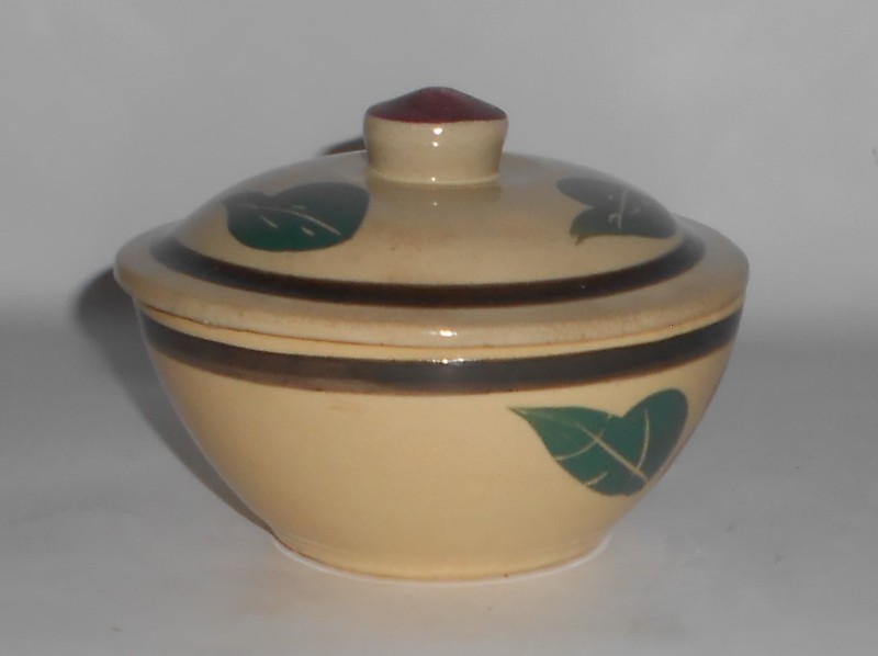 VINTAGE Watt Pottery Rio Rose #18 Handled Casserole