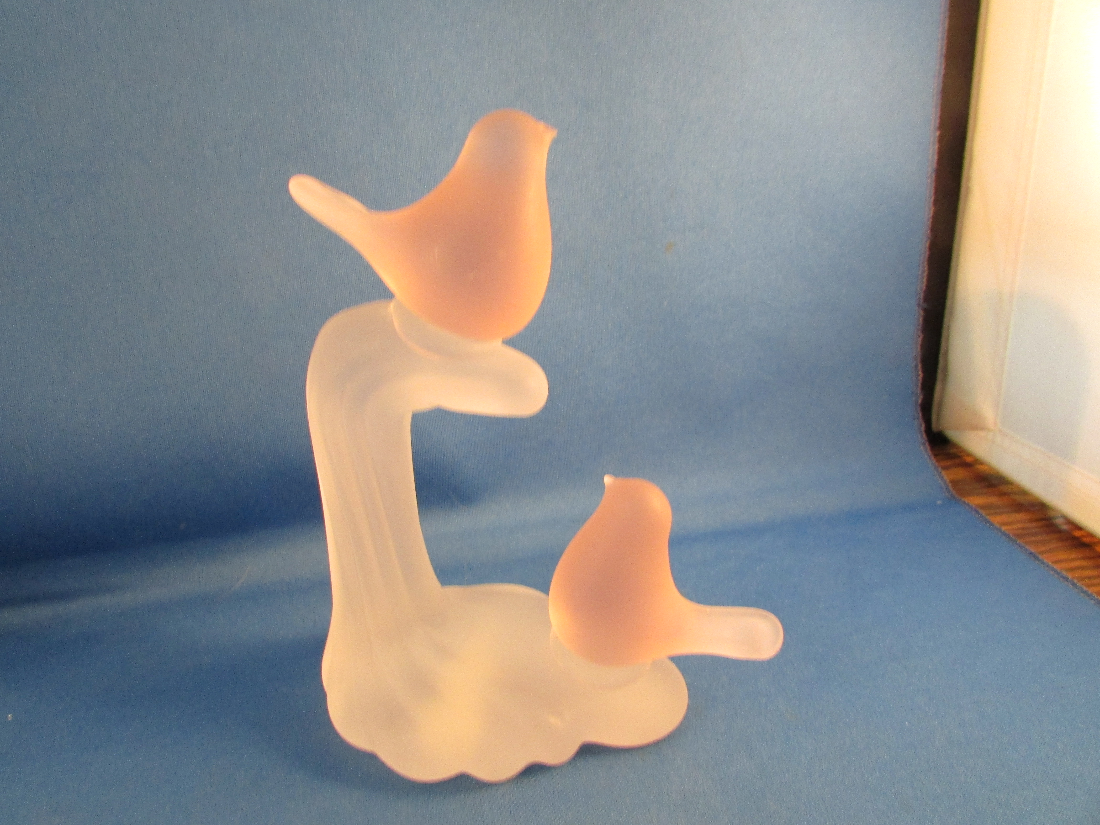 Crowning Touch Bird Statue