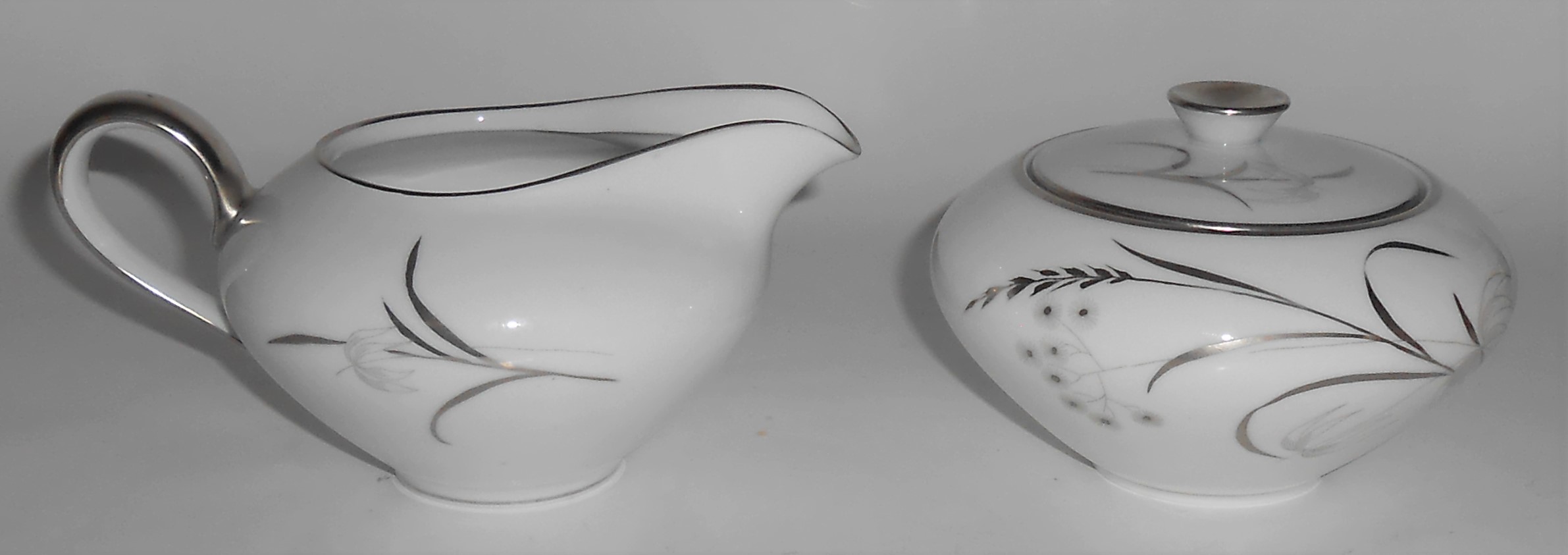Rosenthal Porcelain China Platinum Wheat 6741 Cr/Sugar