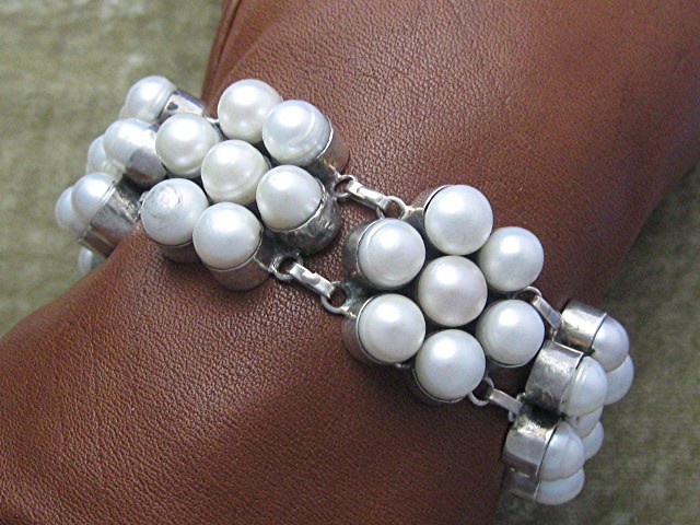 Sterling Silver 42 8mm Freshwater Pearl Flower Bracelet