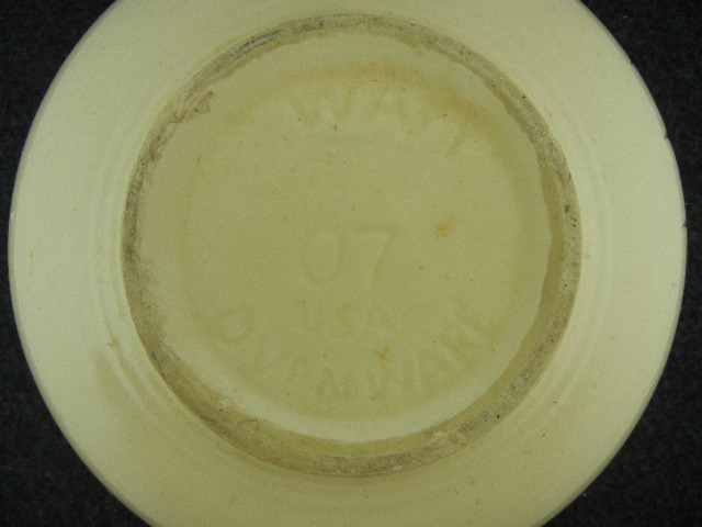 Watt Pottery American Red No. 07 ribbed bowl