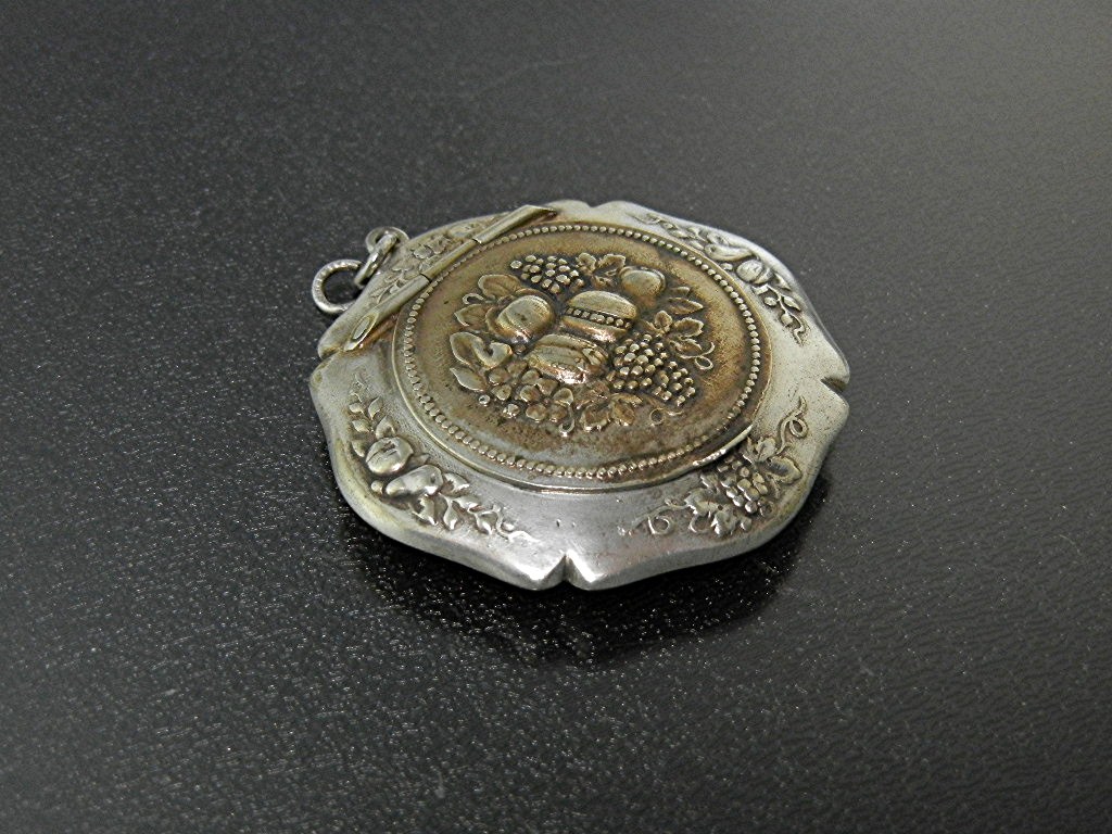 Compact Silver Gilt Rouge Pill Mirror Pendant USA