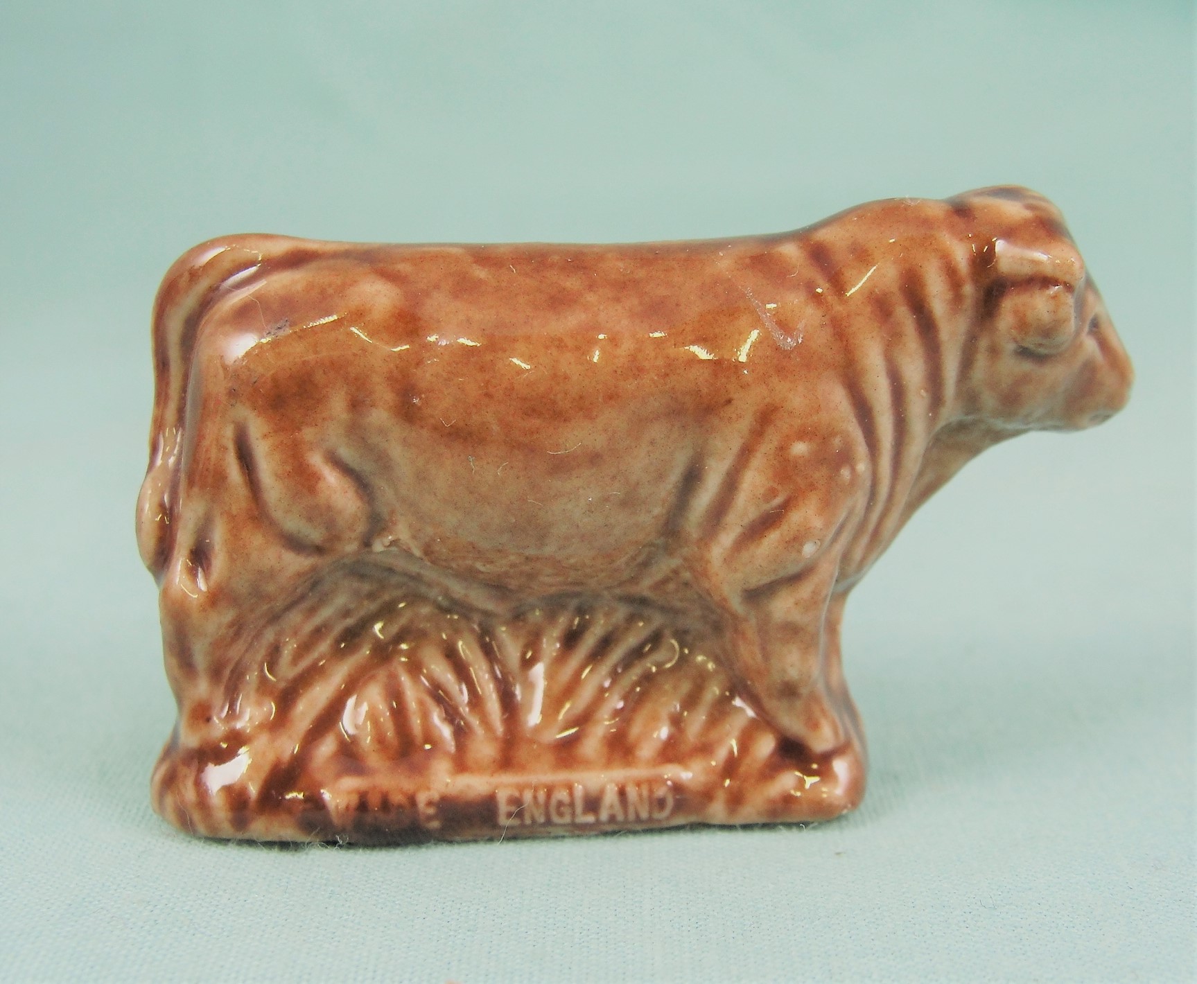Wade Whimsies Farmyard 1982 Brown Bull