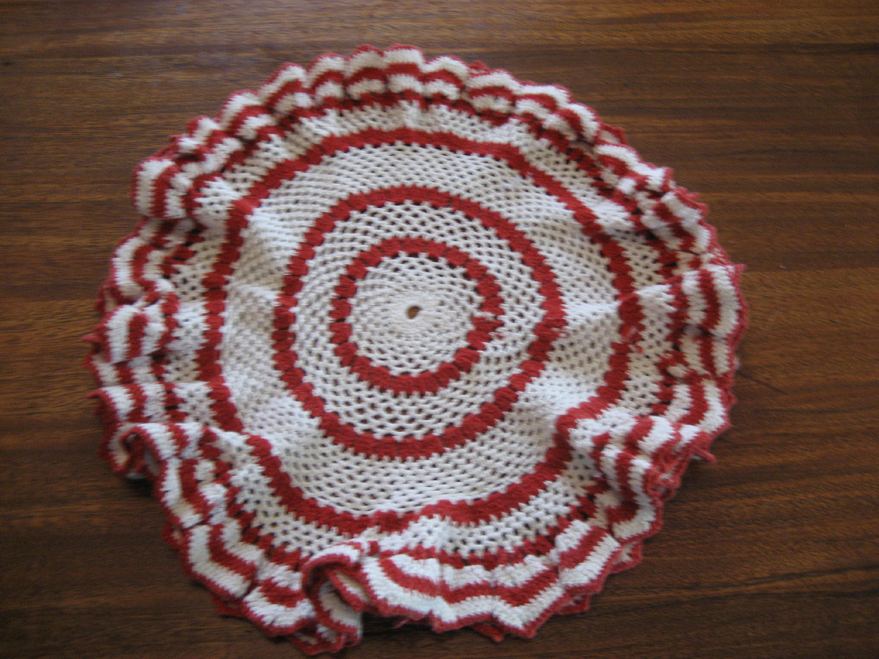 Ruffle Doily