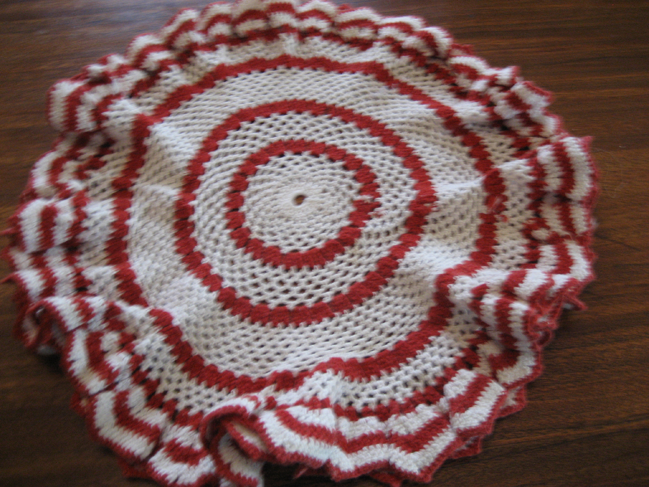 Ruffle Doily