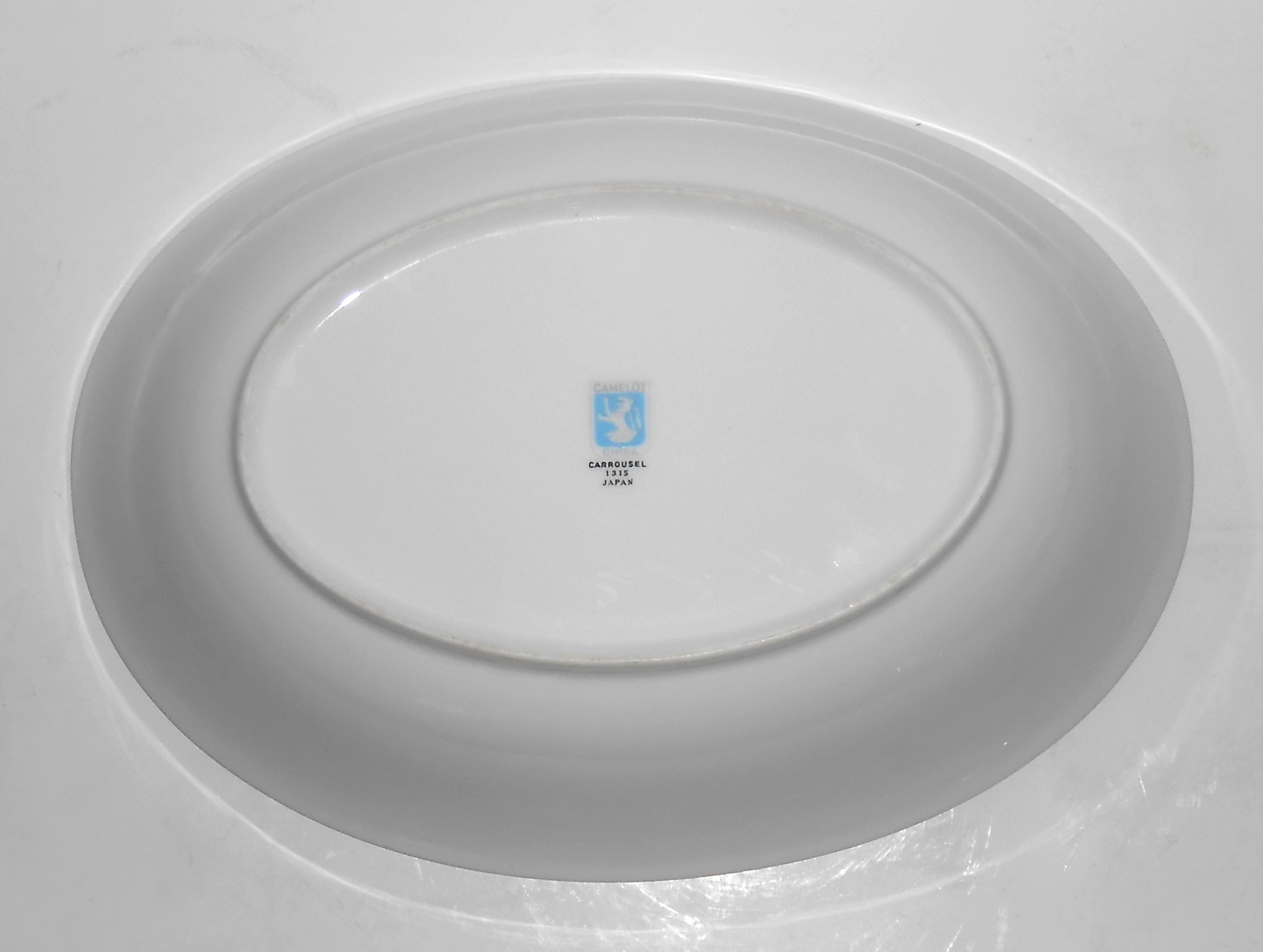 Camelot Porcelain China Platinum Band Carrousel Oval Ve