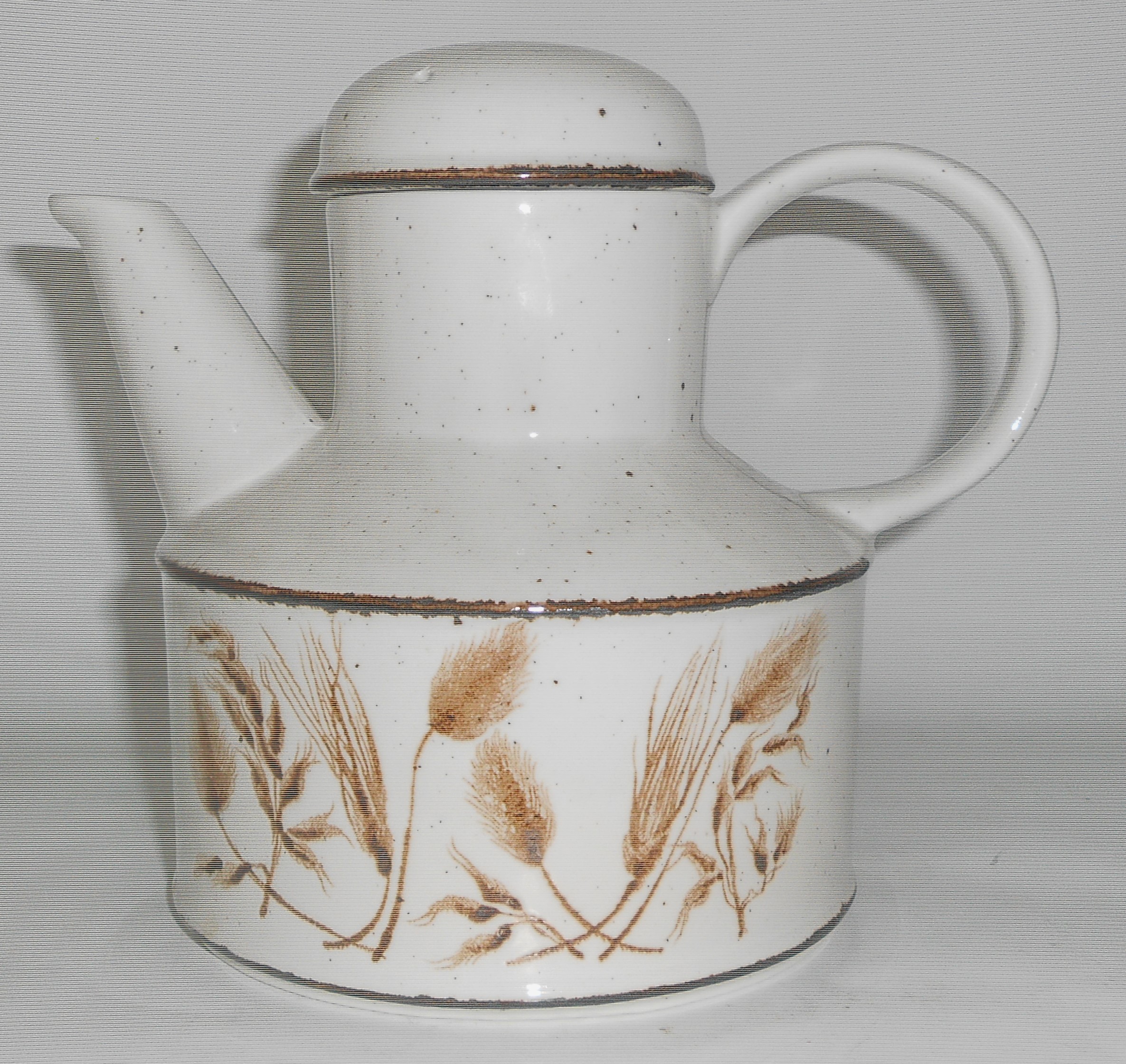 Midwinter Pottery Stonehenge Wild Oats Teapot w/Lid