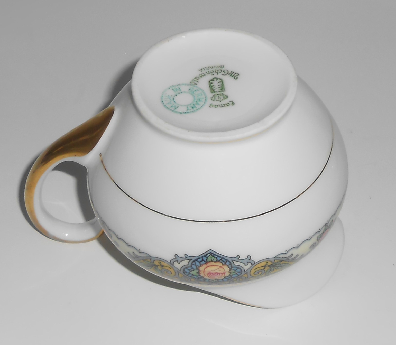 Eamag Porcelain China Bavaria EAM16 Yellow Band Pink Ro