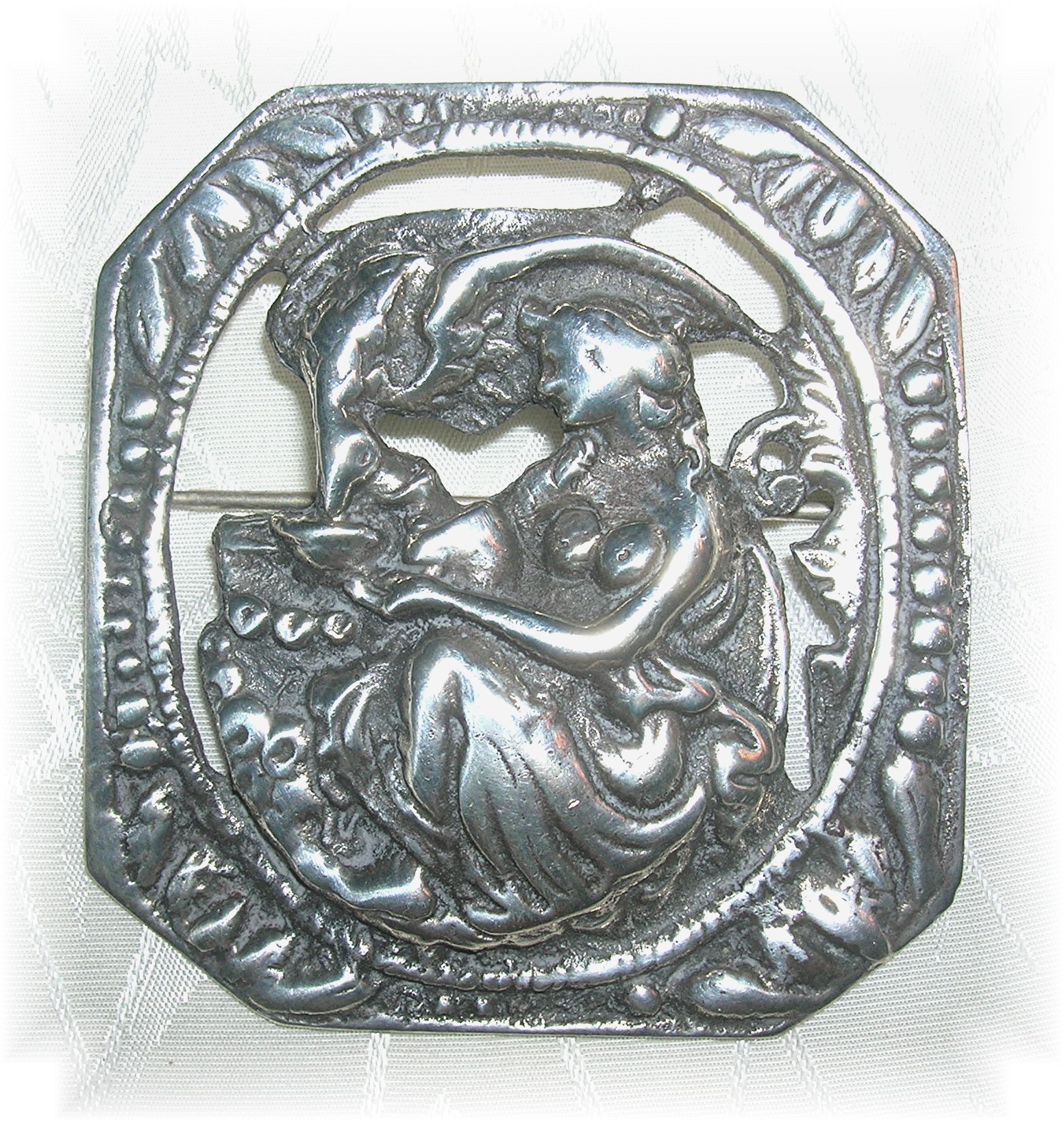 Sterling Silver Large Cameo Brooch Pin