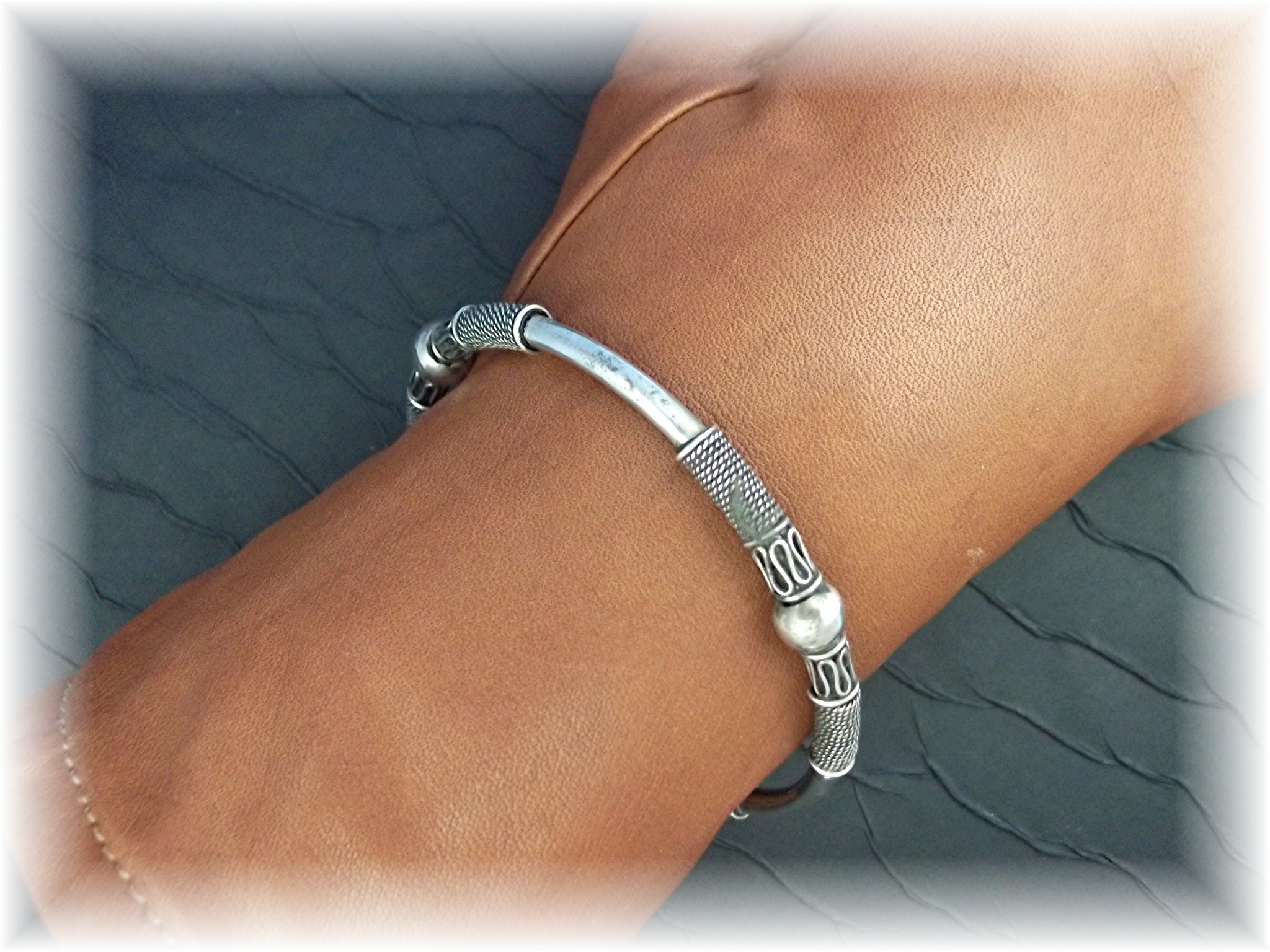 Bracelet Sterling Silver Bali Bangle
