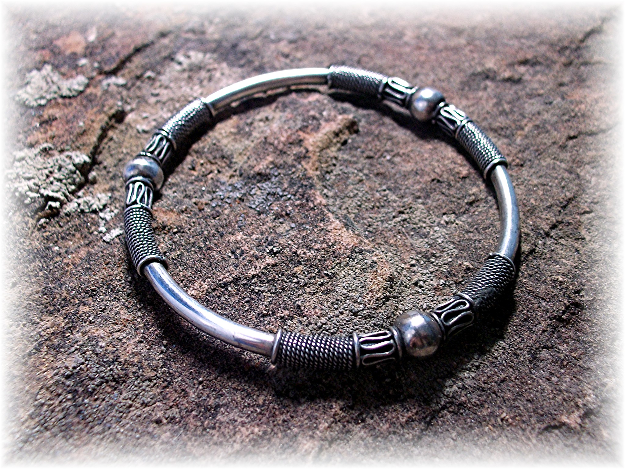 Bracelet Sterling Silver Bali Bangle