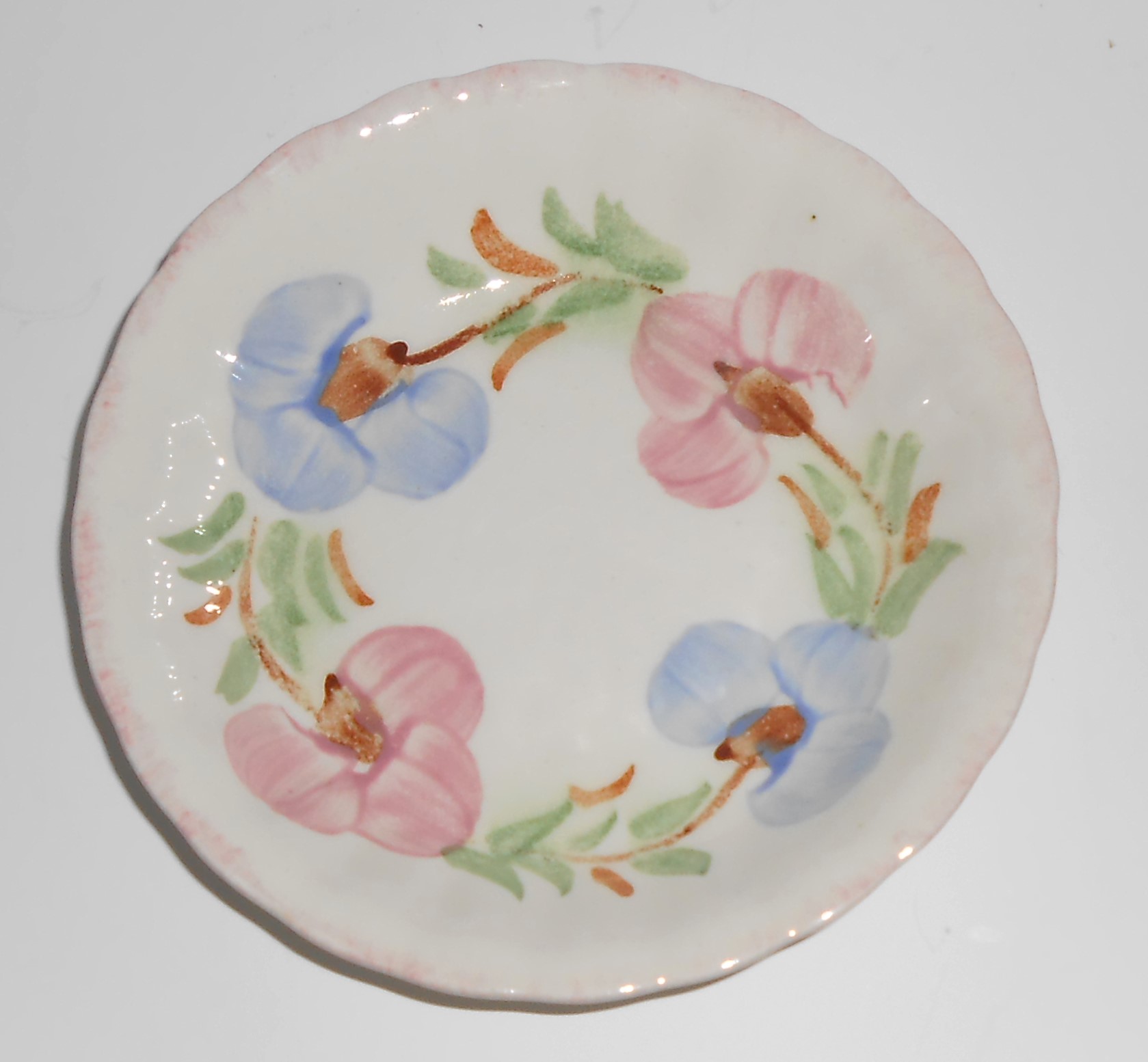 Blue Ridge Pottery Sweet Pea Fruit Bowl