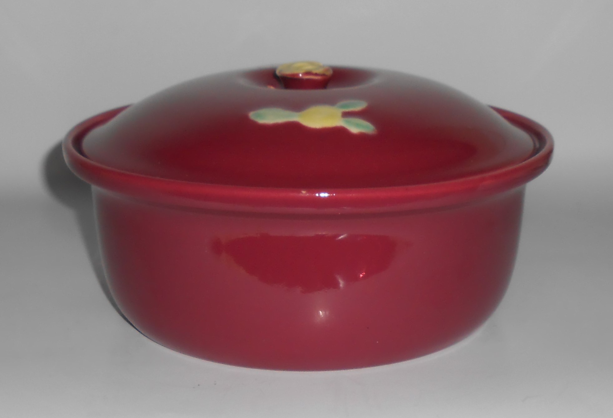 Coors Pottery Rosebud Red 2-3/4 Pint Straight Casserole