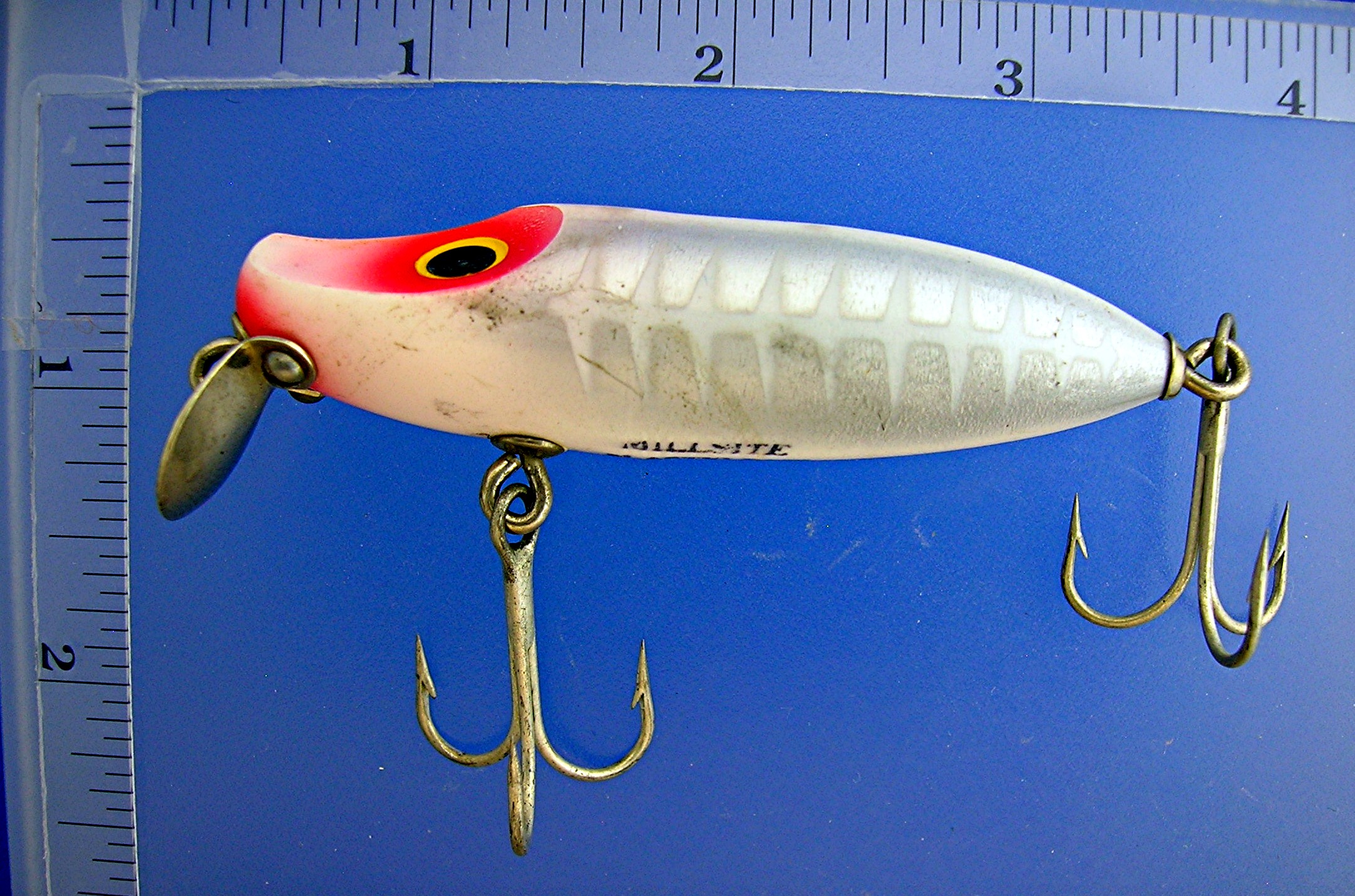 Fishing Lures Lot of 4, Heddon, Cordell, Millsite Thin