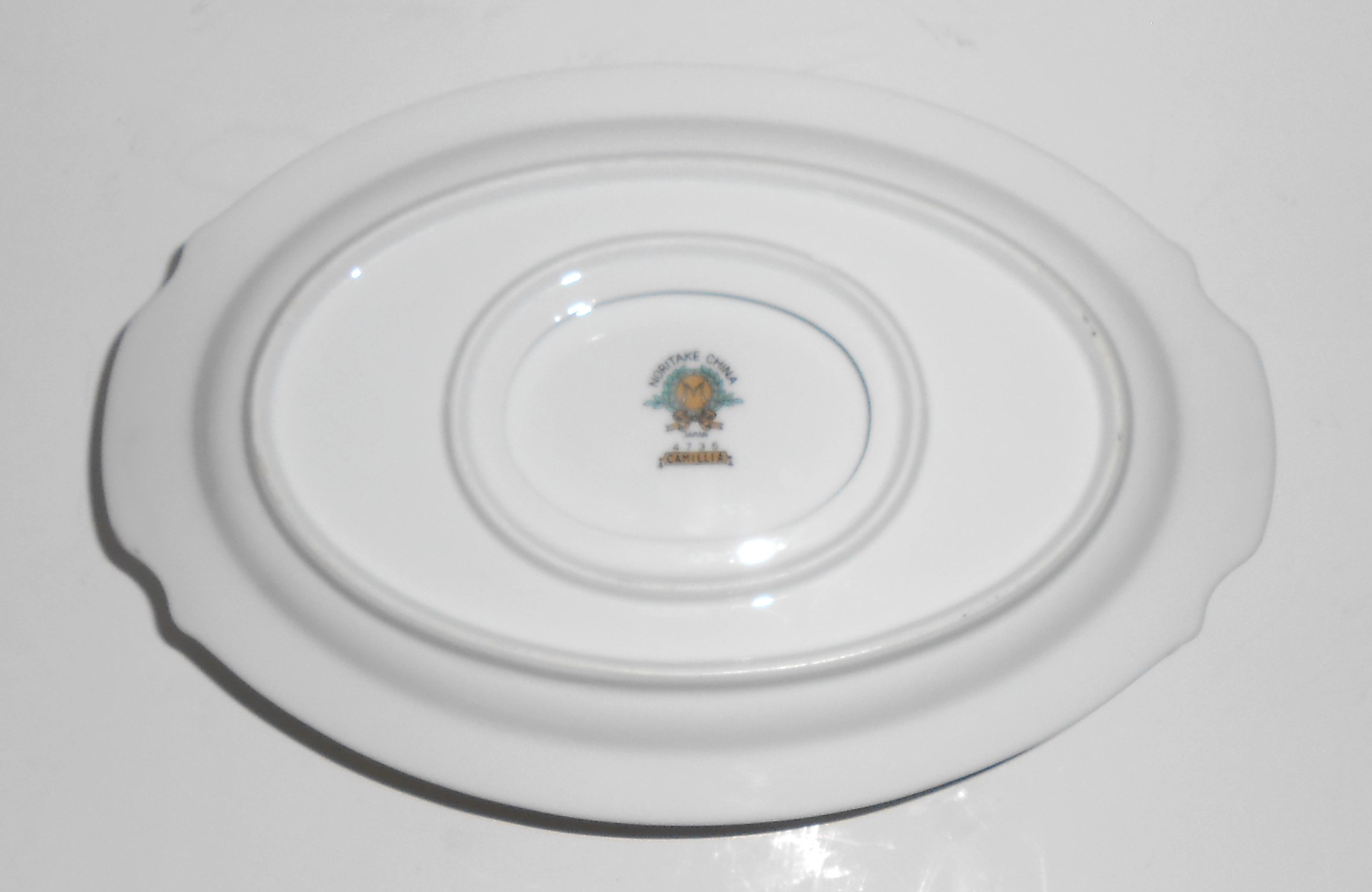 Noritake Porcelain China Camellia W/Gold Gravy Bowl Flo