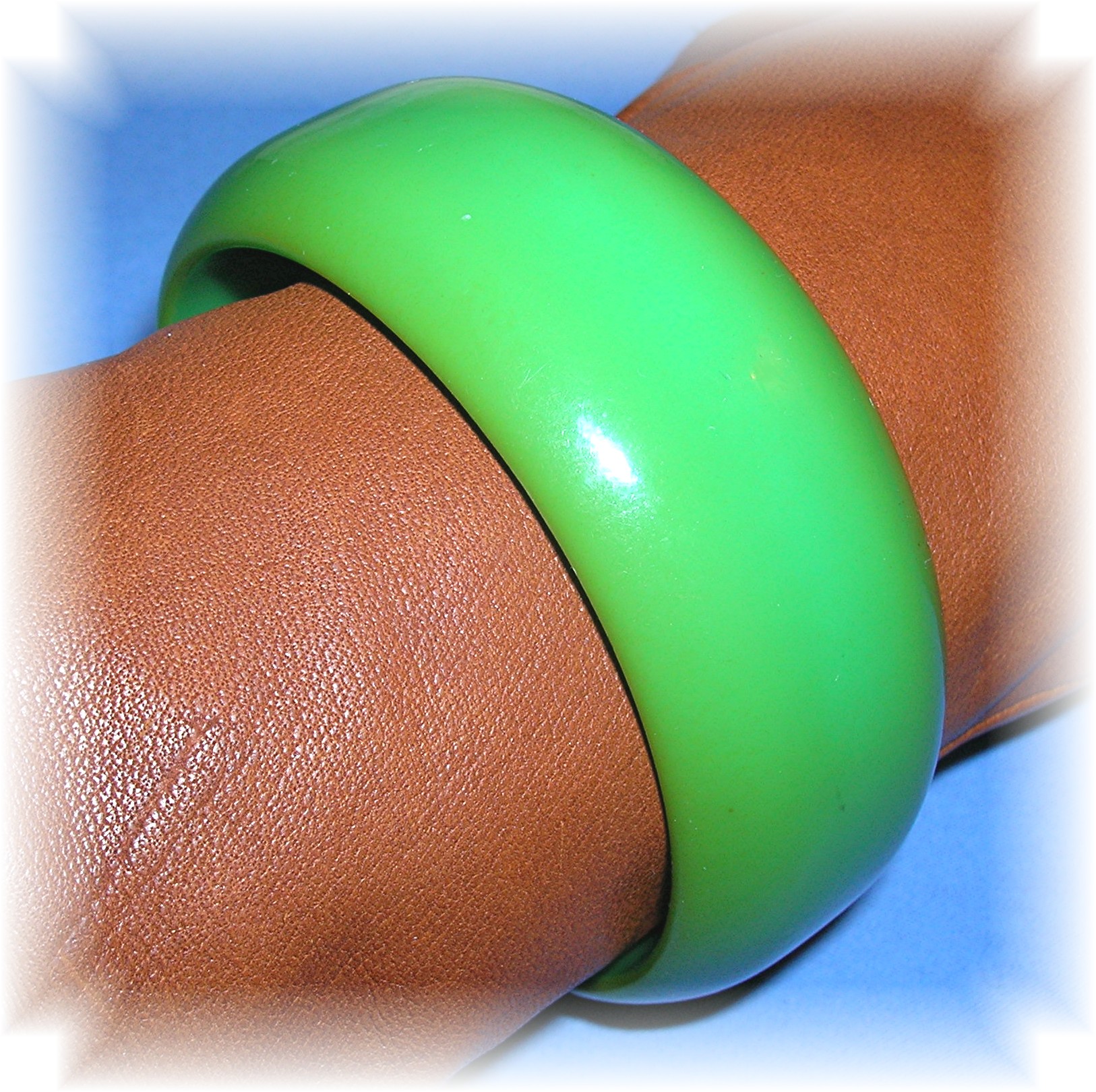 Bakelite Apple Green Bangle Bracelet 1 Inch Wide