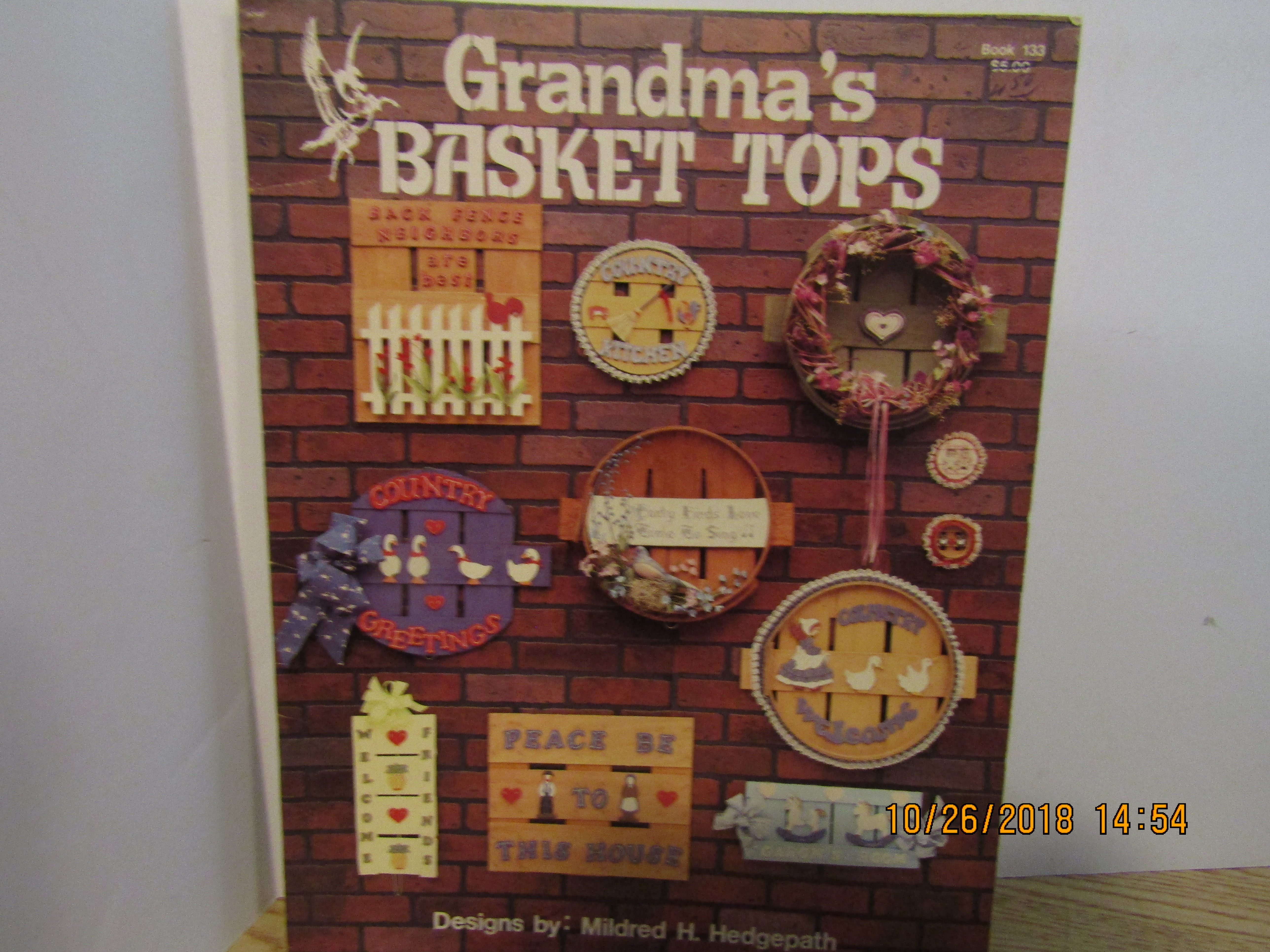 Pegasus Craft Book Grandma's Basket Tops   #133