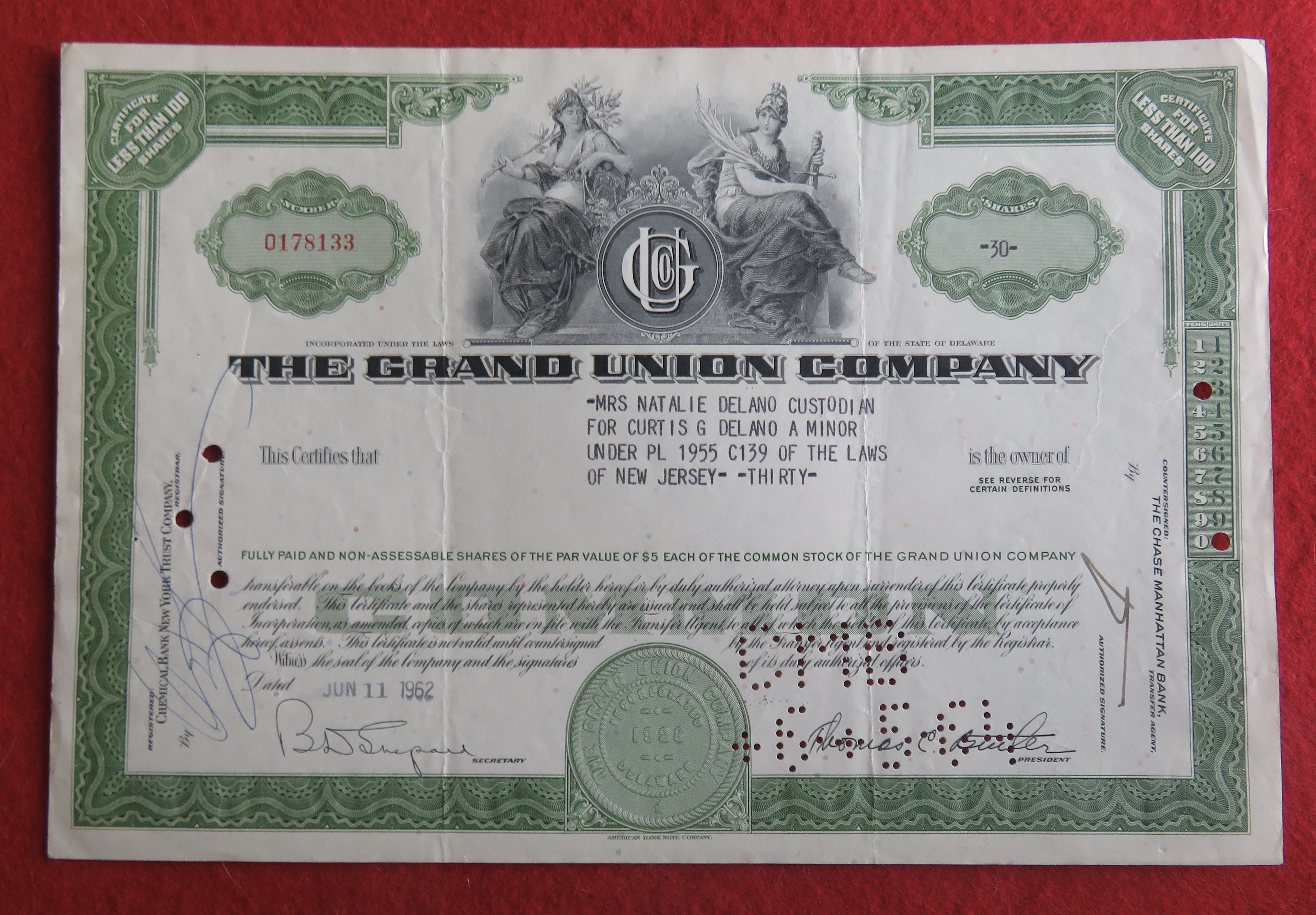 1962 The Grand Union Company Stock Certificate