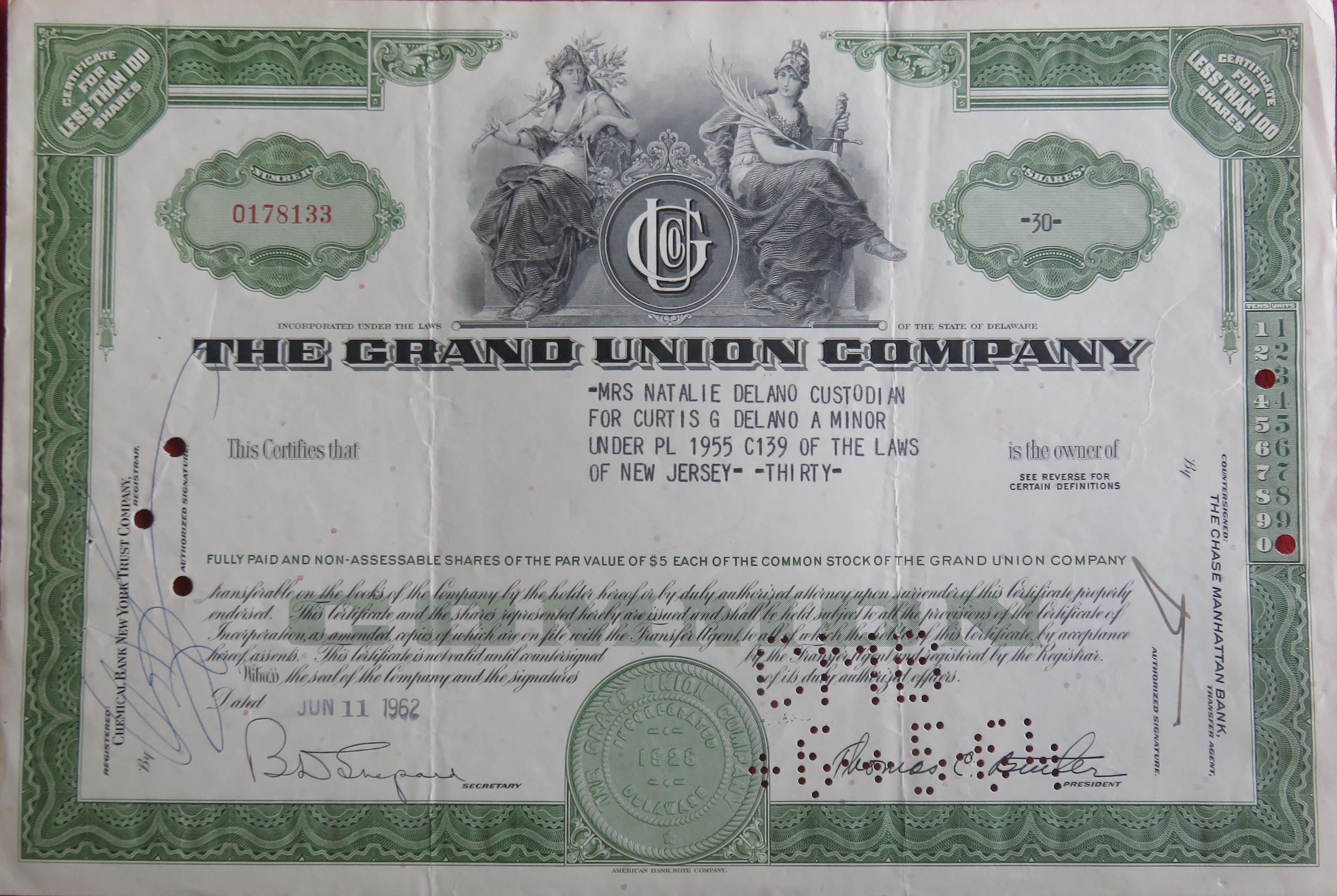 1962 The Grand Union Company Stock Certificate