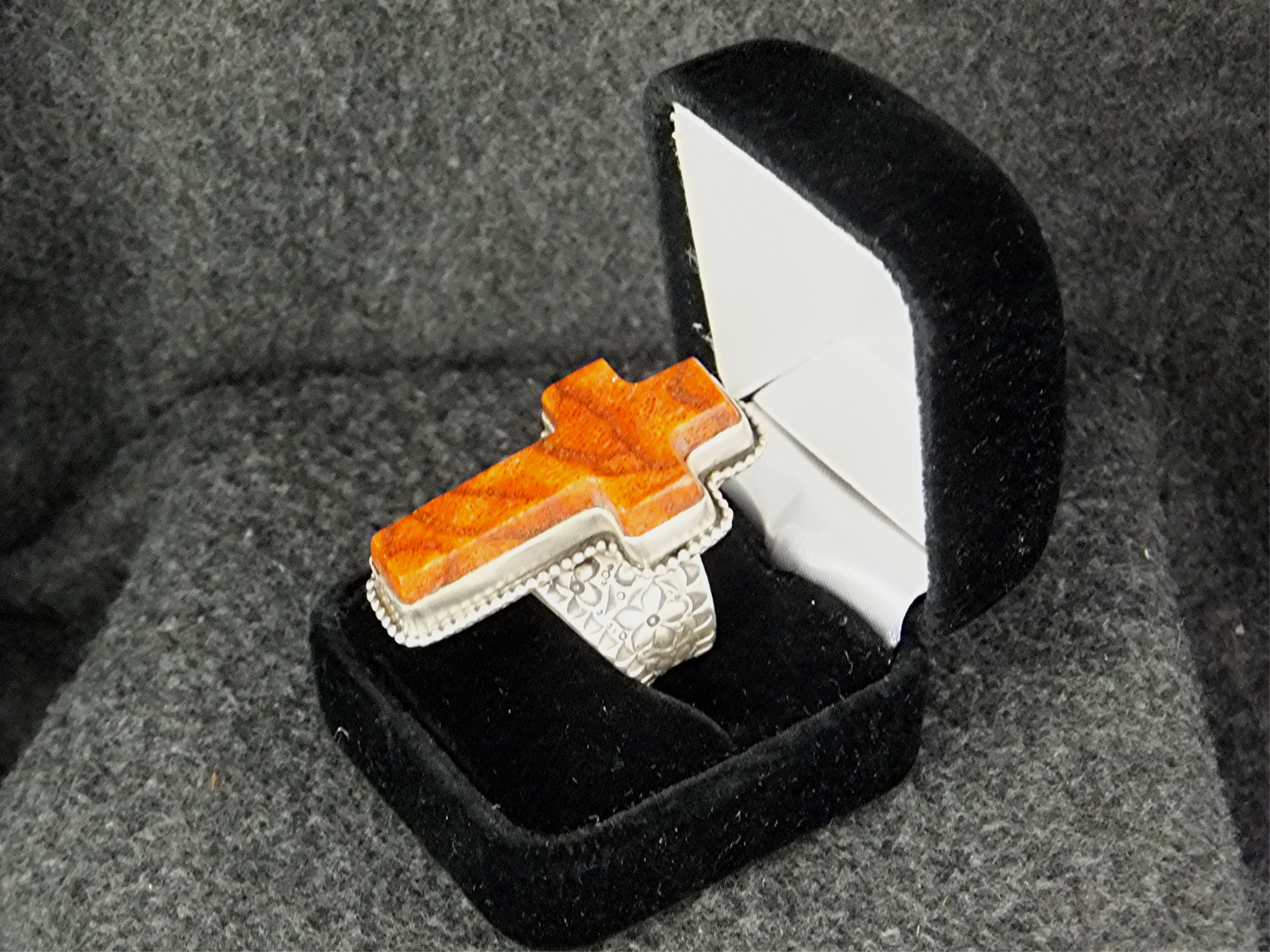 David Troutman Sterling Silver Apple Coral Cross Ring