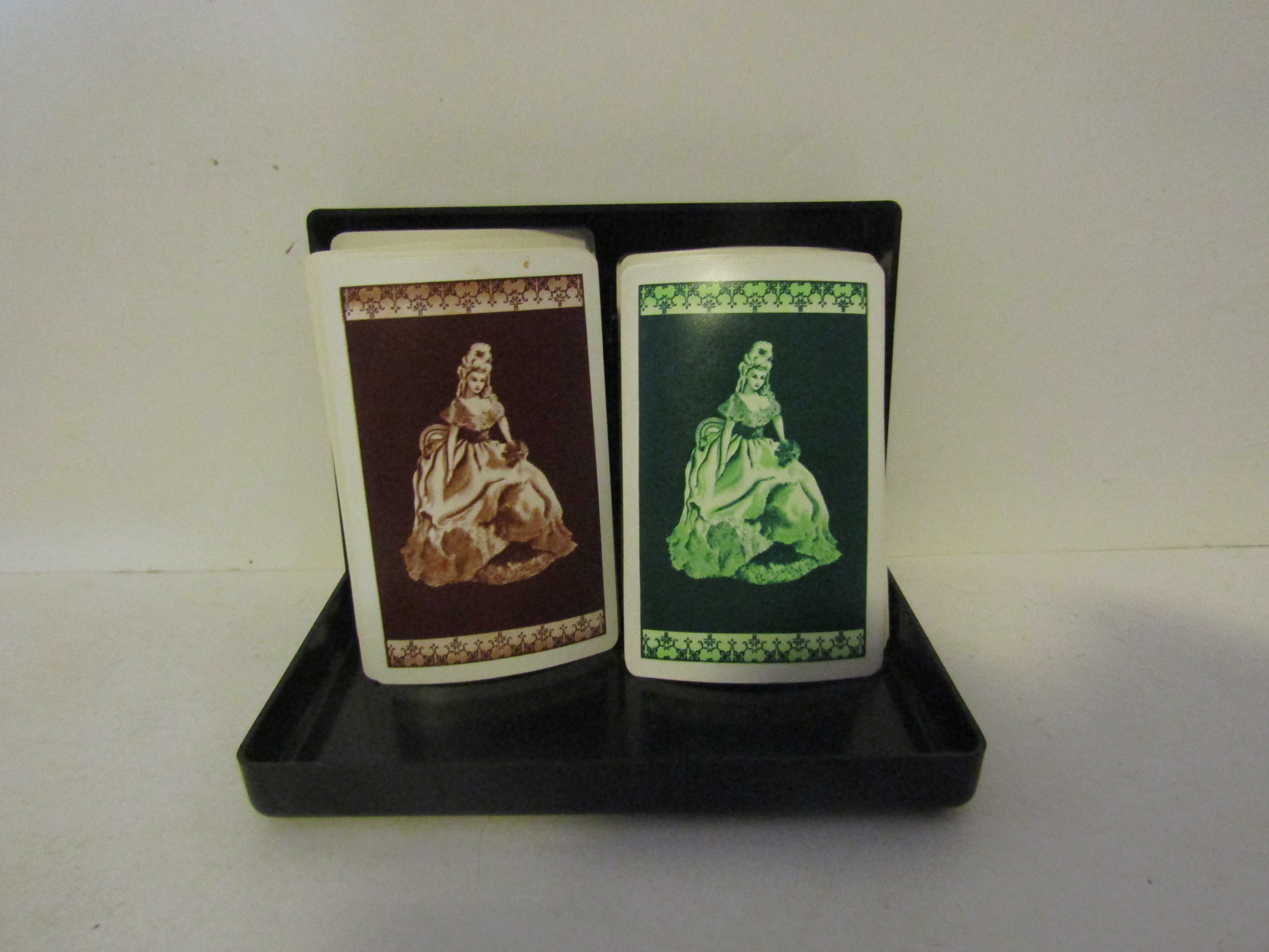 Vintage Tower Plastic Playing Card Set
