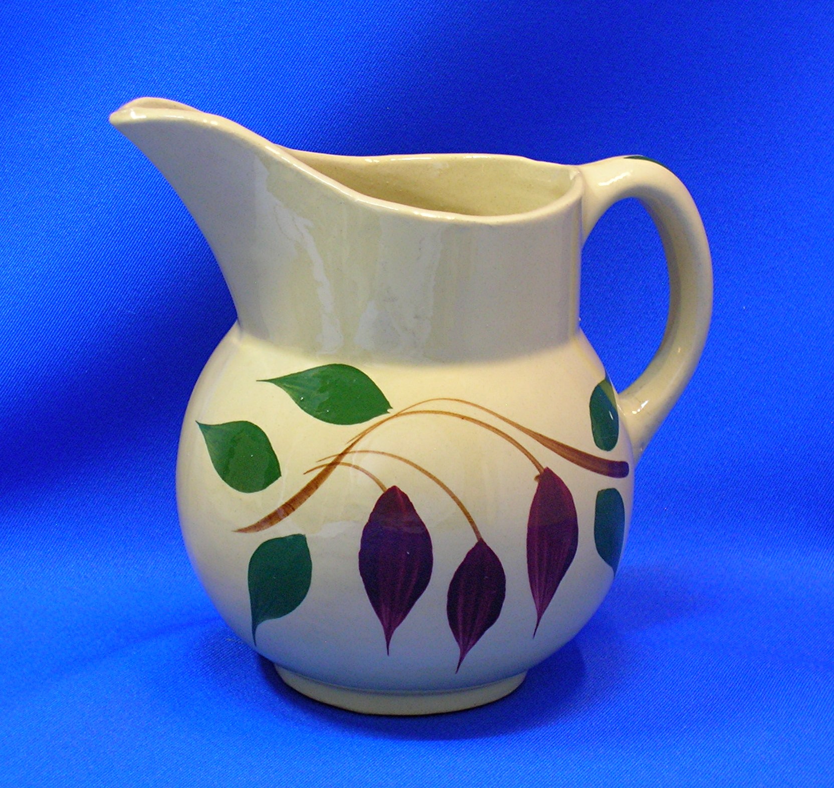Watt Oven Ware #15 pitcher - Red Bud . . .