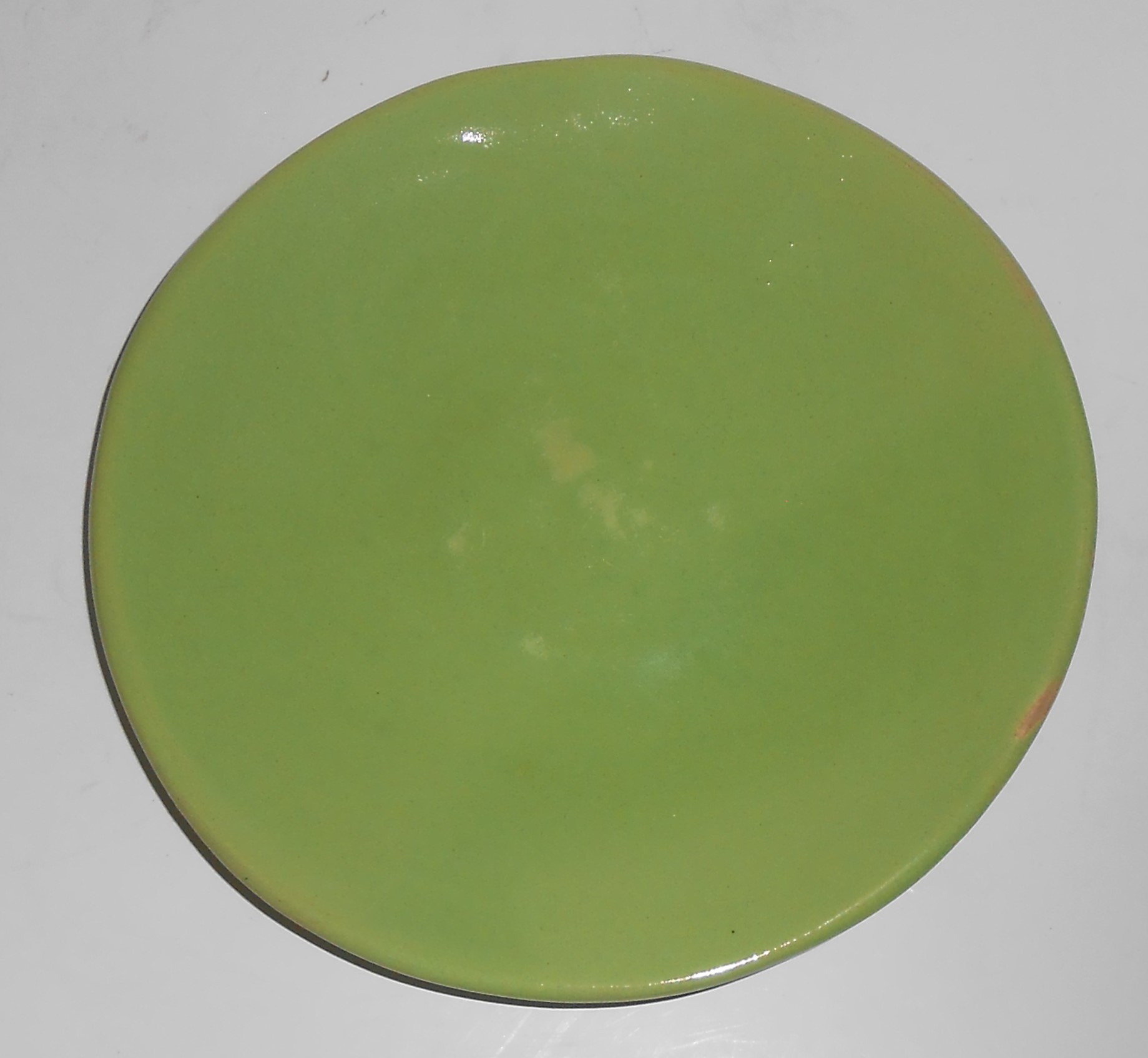 Brayton Laguna Pottery Early Chartreuse 6-1/8'' Plate