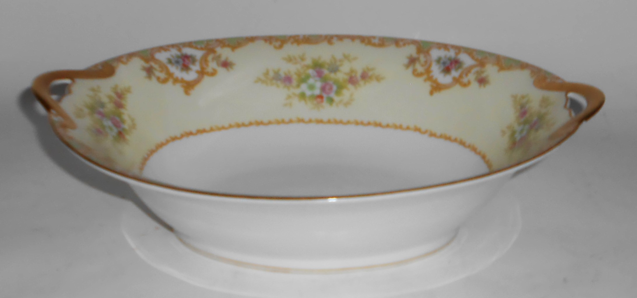 Noritake China Porcelain 581 Fernand Floral w/Gold Oval
