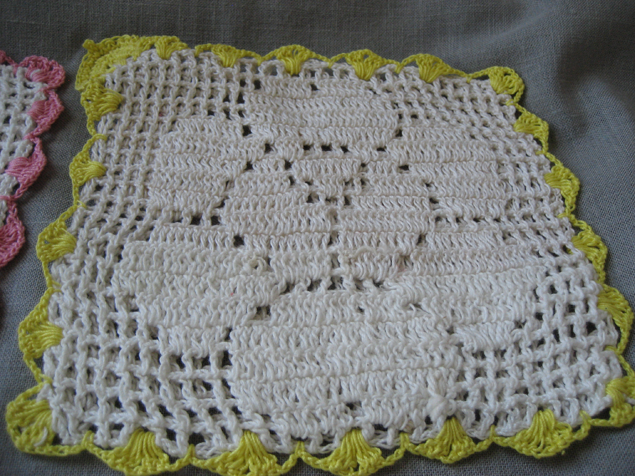 Hand Made Hot Pad or Doilies