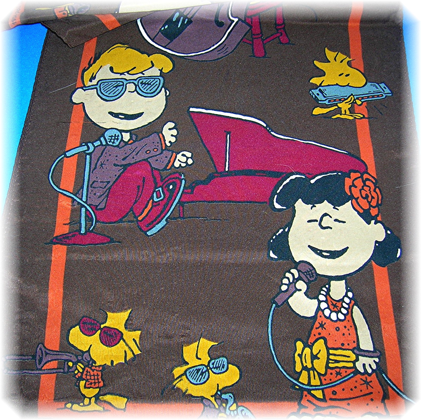 PEANUTS characters SCARF charles schultz