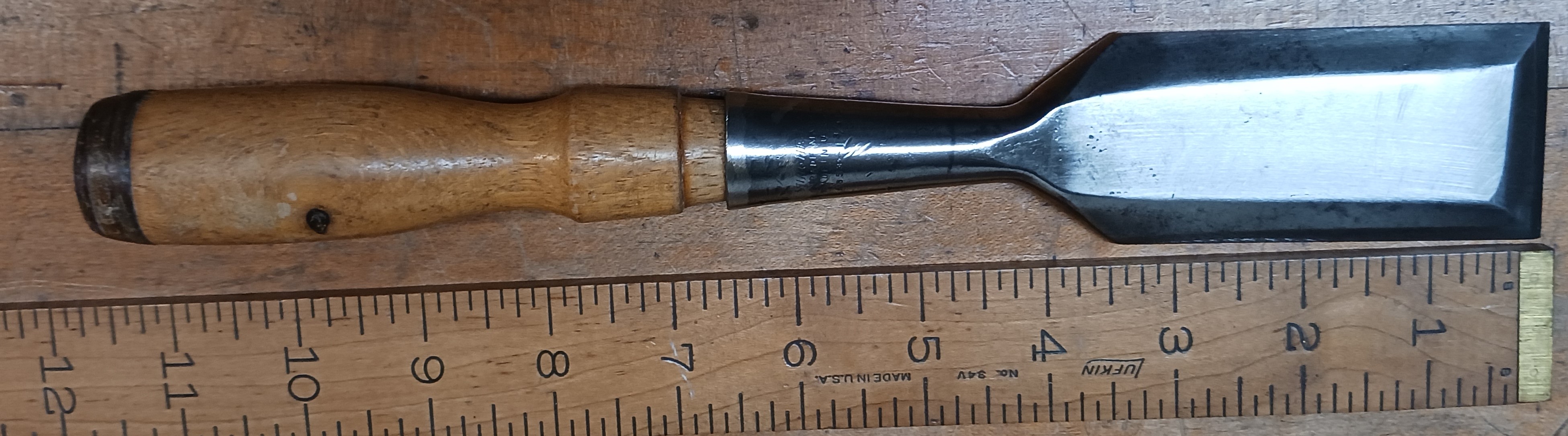 Winchester Beveled Socket Firmer Chisel 1.75 inch 4853