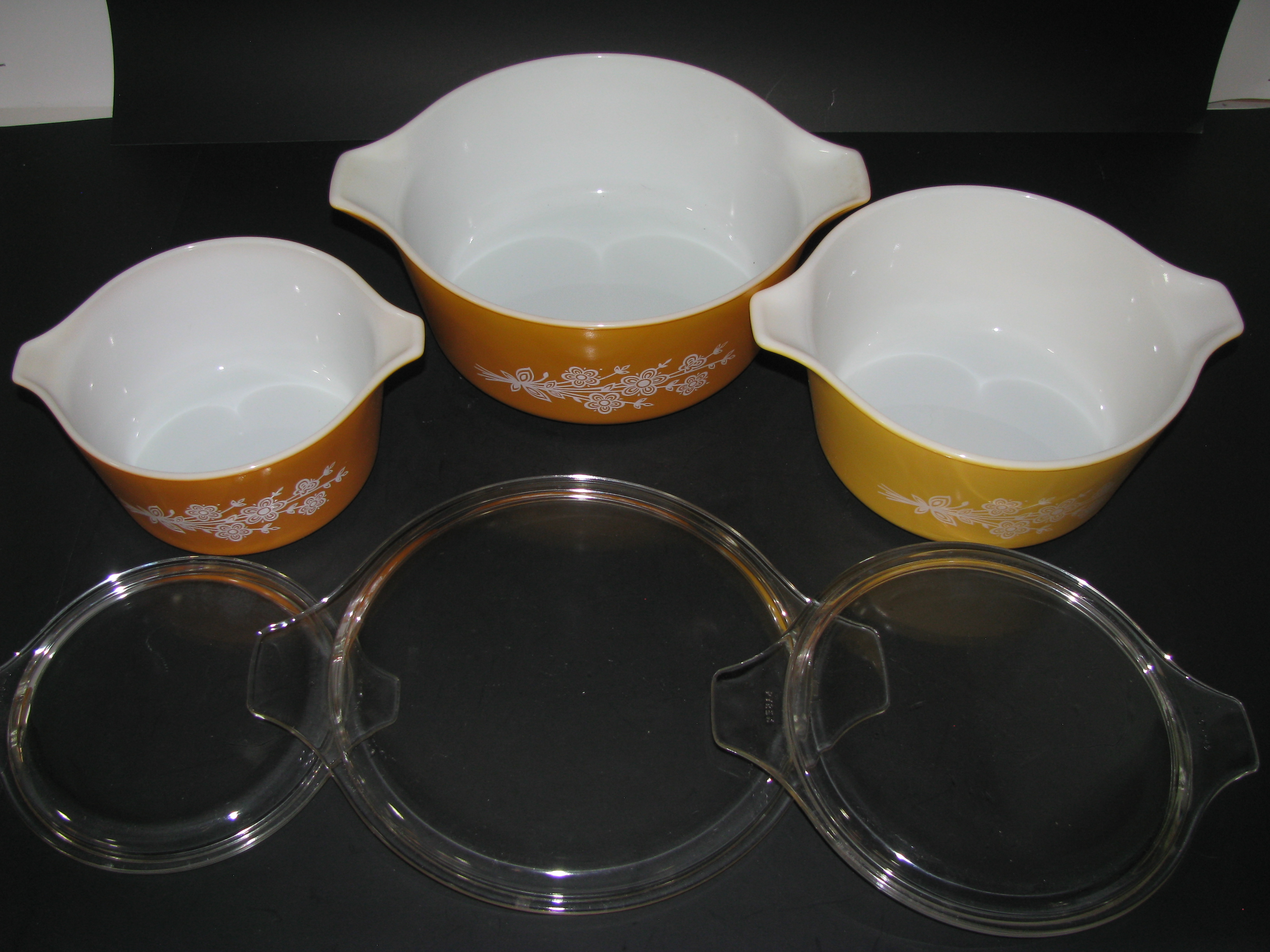 Pyrex Butterfly Gold Cinderella Casserole Dishes