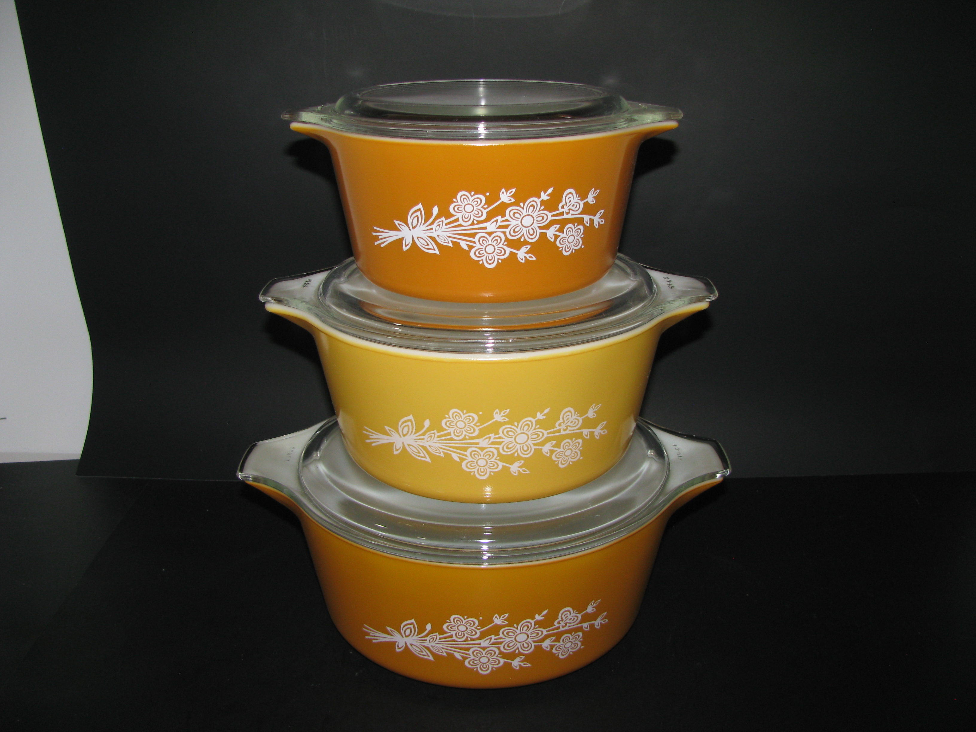 Pyrex Butterfly Gold Cinderella Casserole Dishes