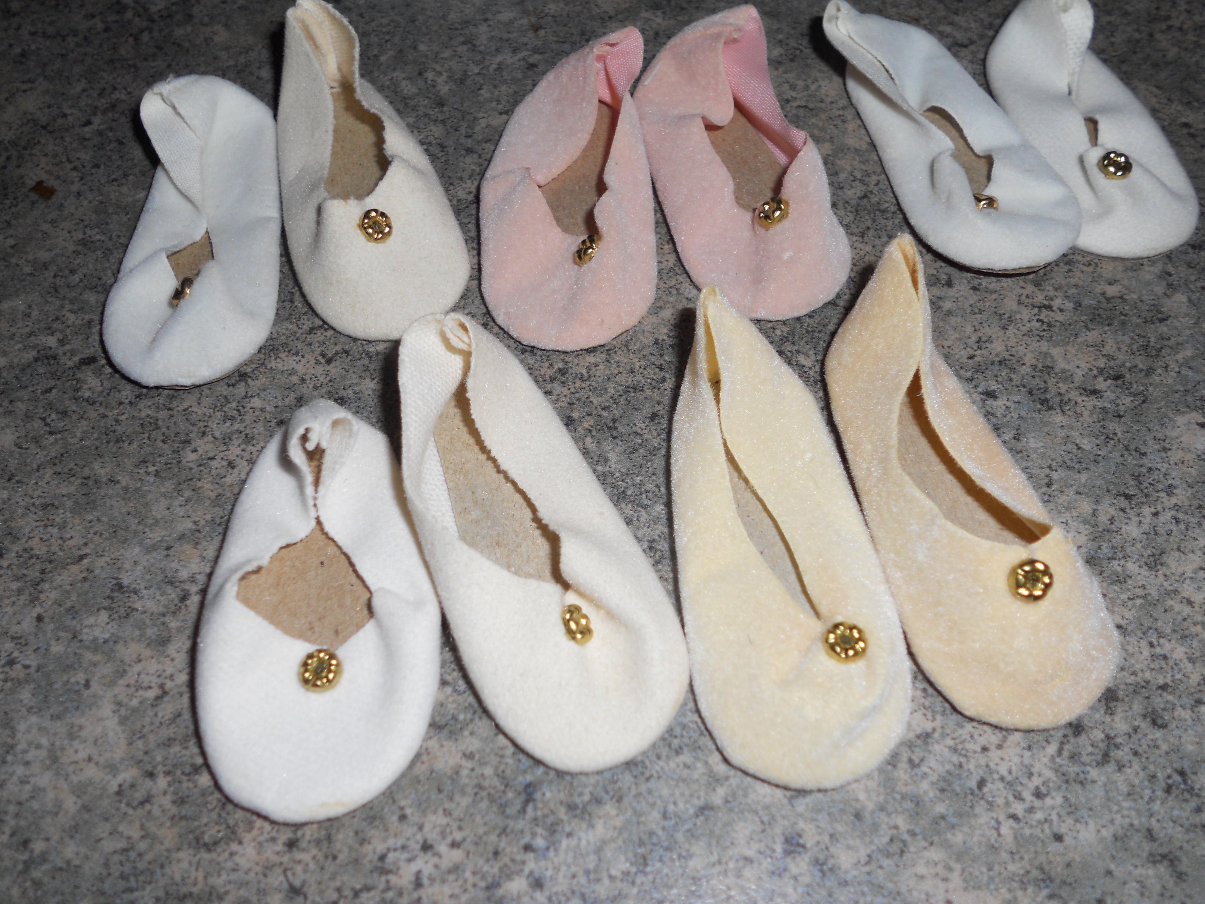 Doll Shoes white beige pink Lot of 5 Pair