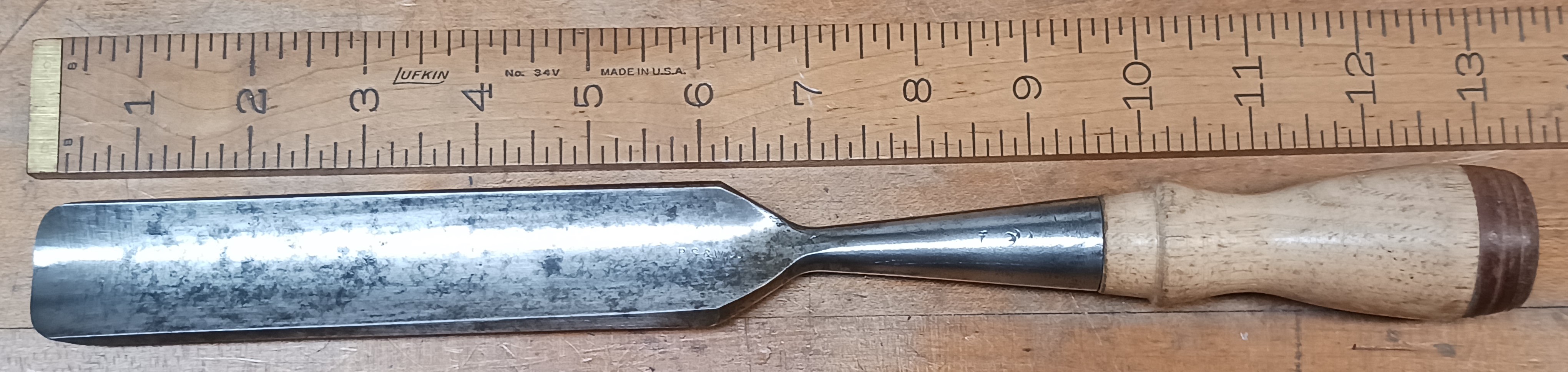 P.S. & W Peck Stow & Wilcox 1 1/4 in Socket Gouge Chisel