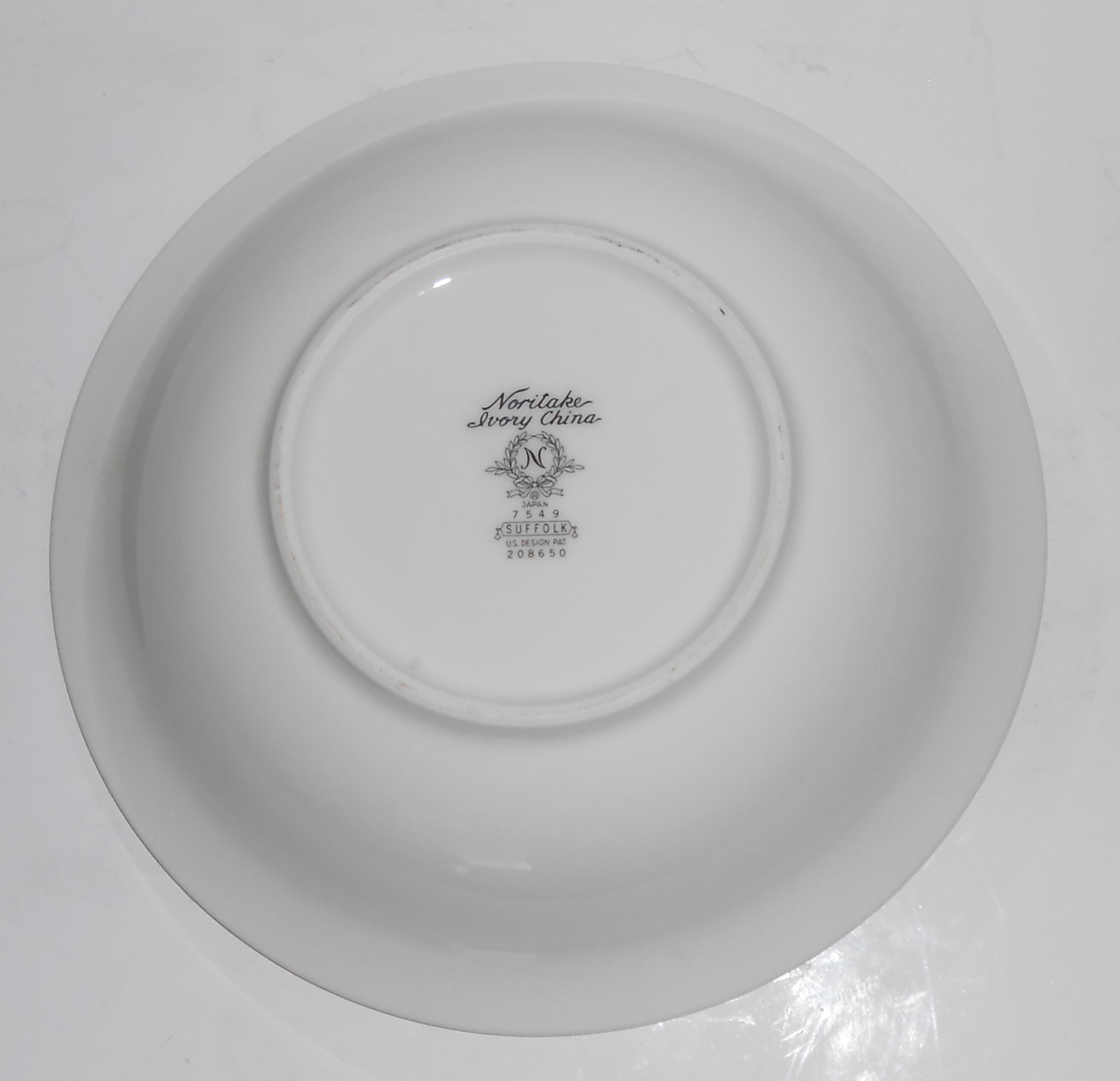 Noritake China Porcelain 7549 Suffolk Coupe Soup Bowl