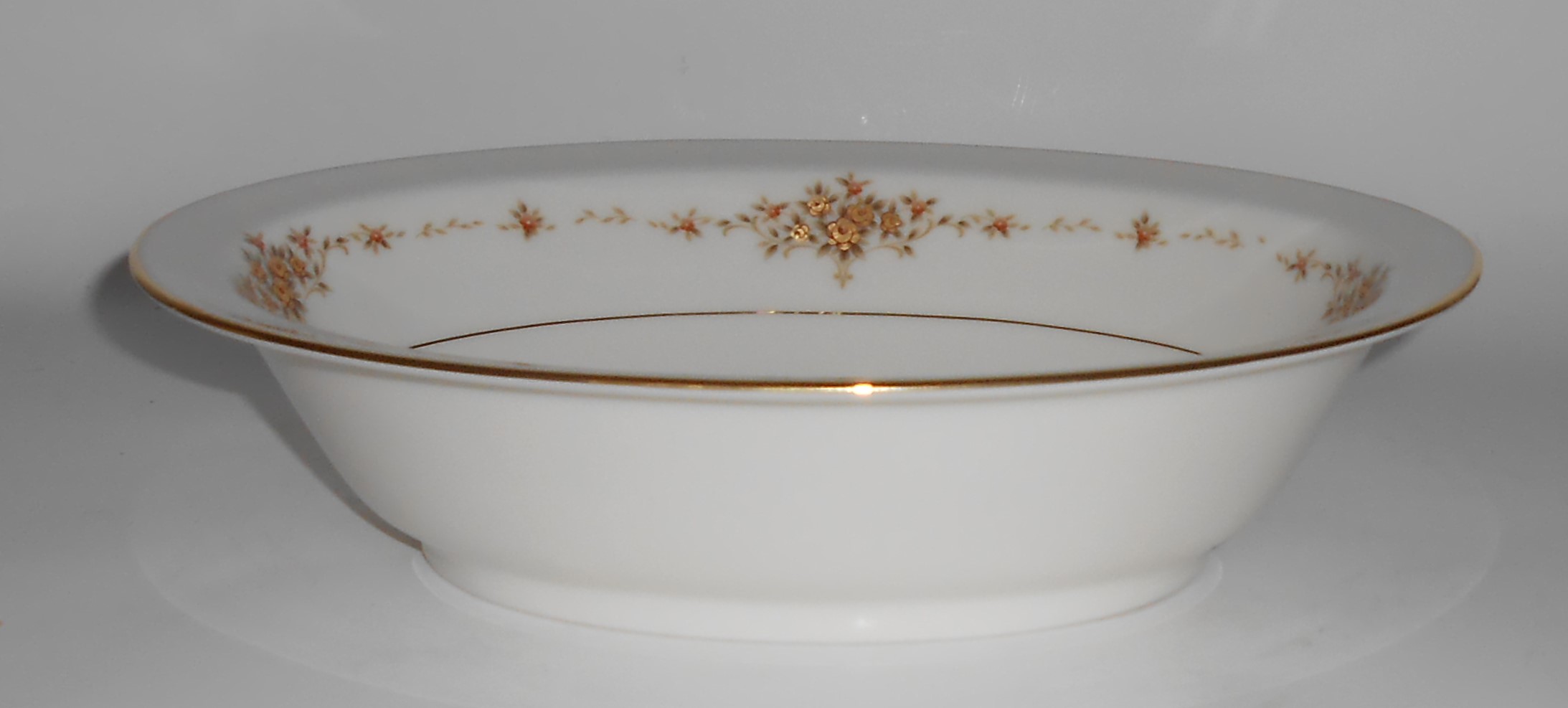 Noritake China Porcelain 7549 Suffolk Oval Vegetable Bo