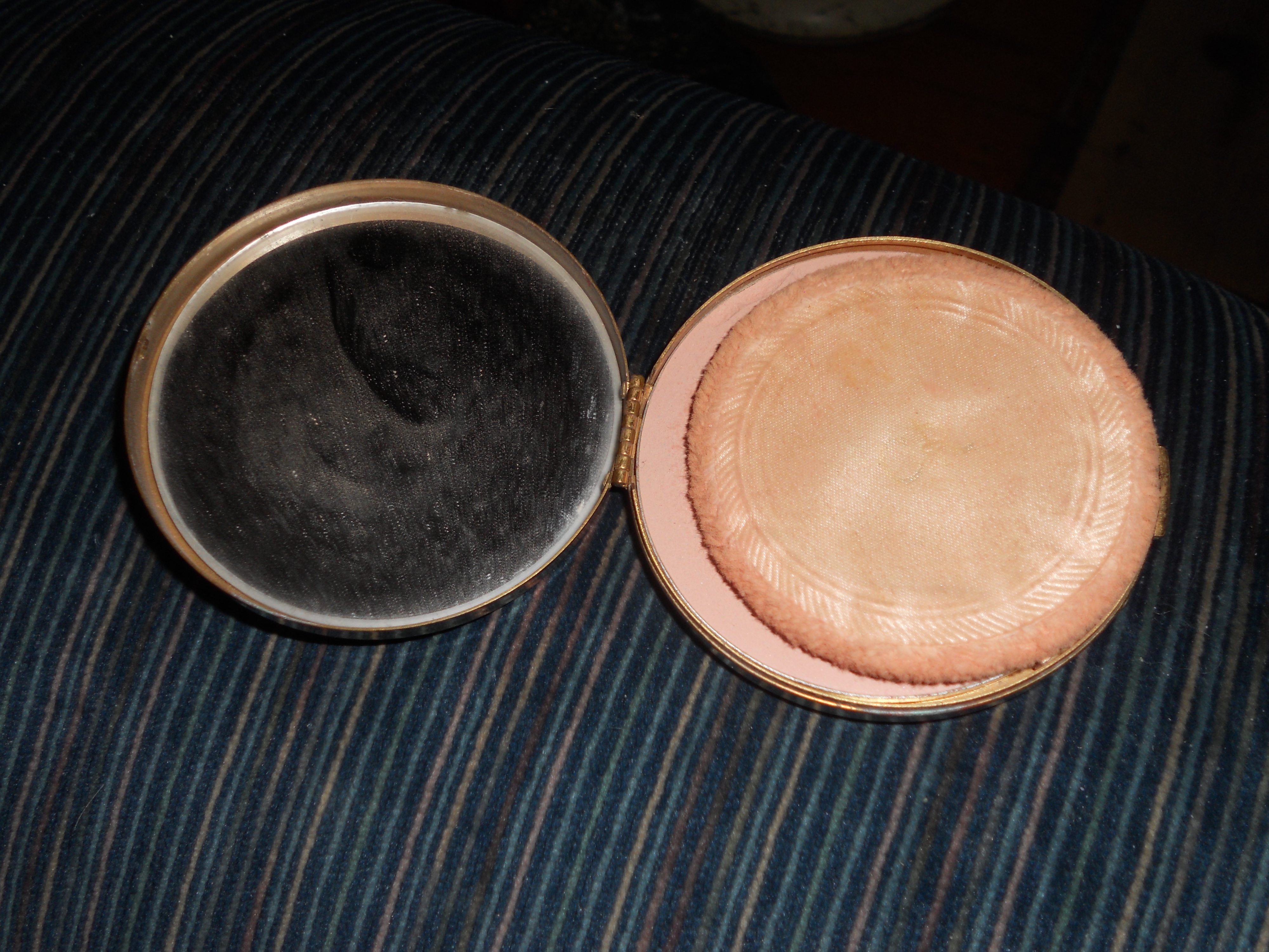 Compact Charles of the Ritz Mirror & Puff