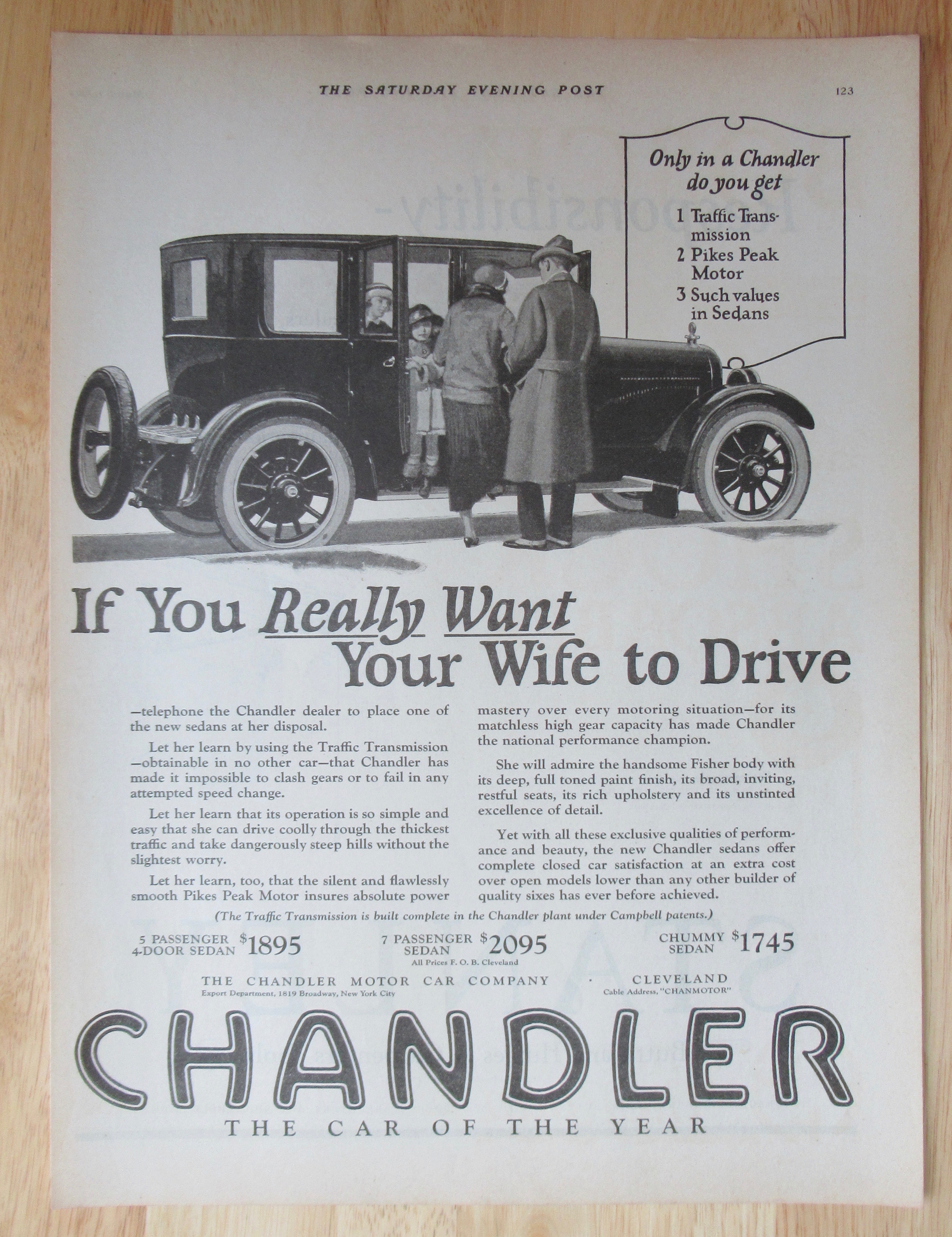 1924 Chandler Automobiles with Chandler Sedans