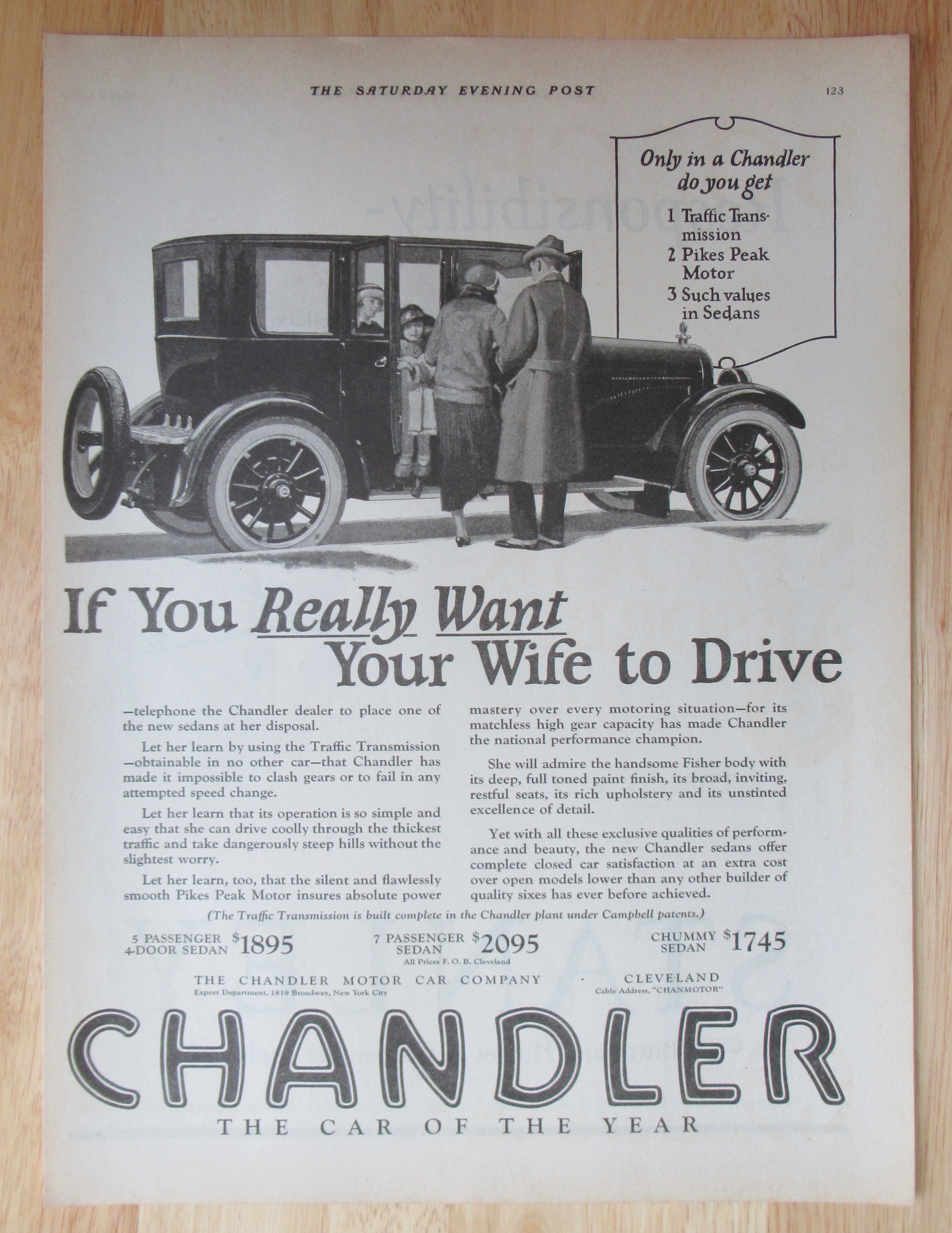1924 Chandler Automobiles with Chandler Sedans