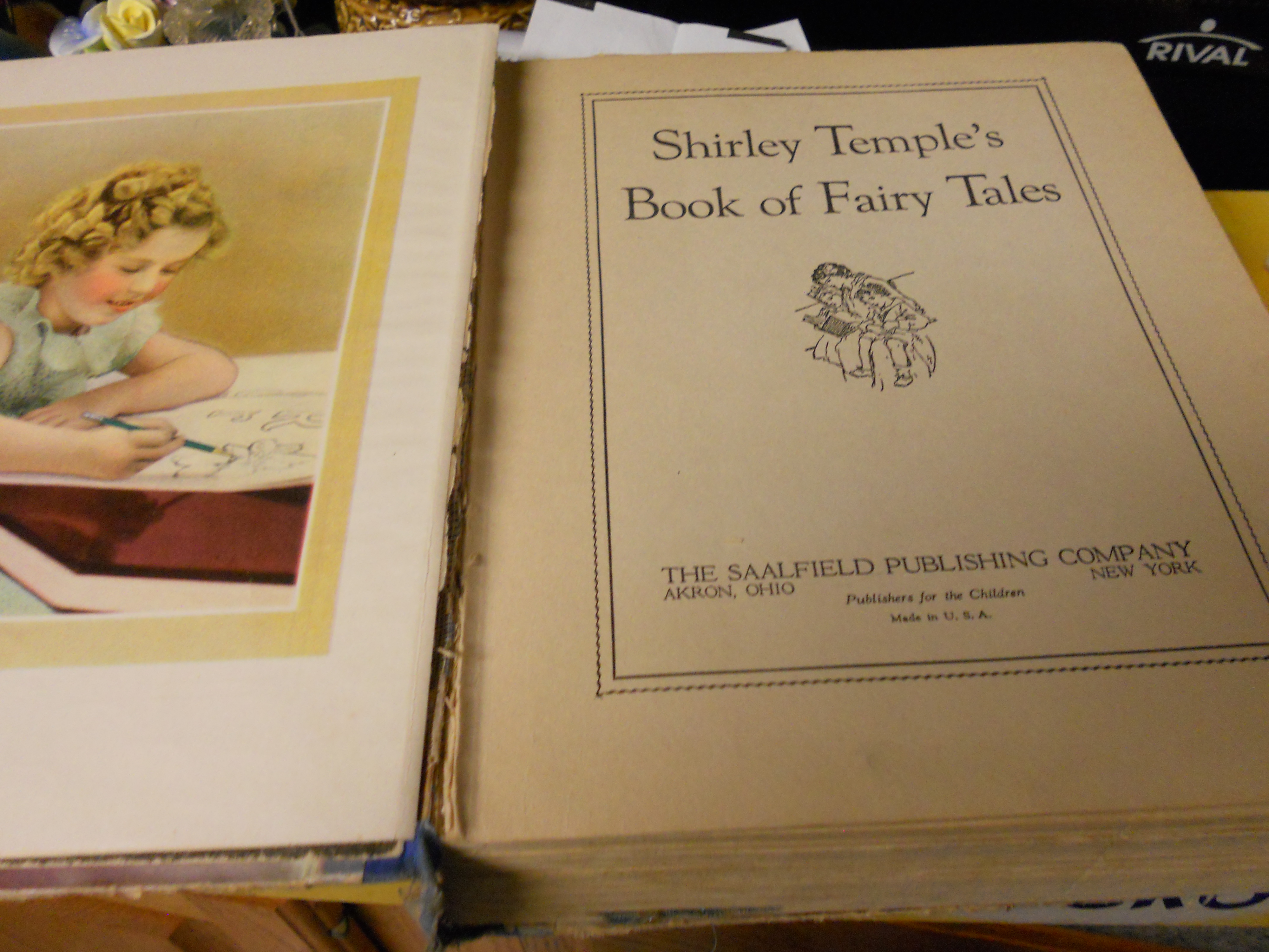 Shirley Temple Big Book of Fairy Tales 1935