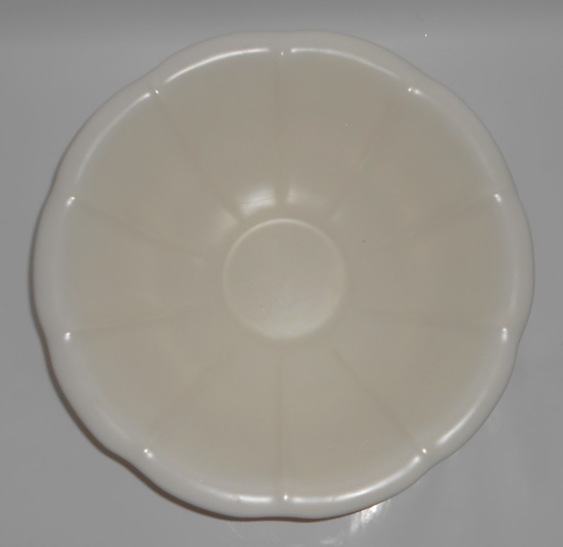 Franciscan Pottery Cielito Art Ware #121 LARGE Satin Ivory Bowl