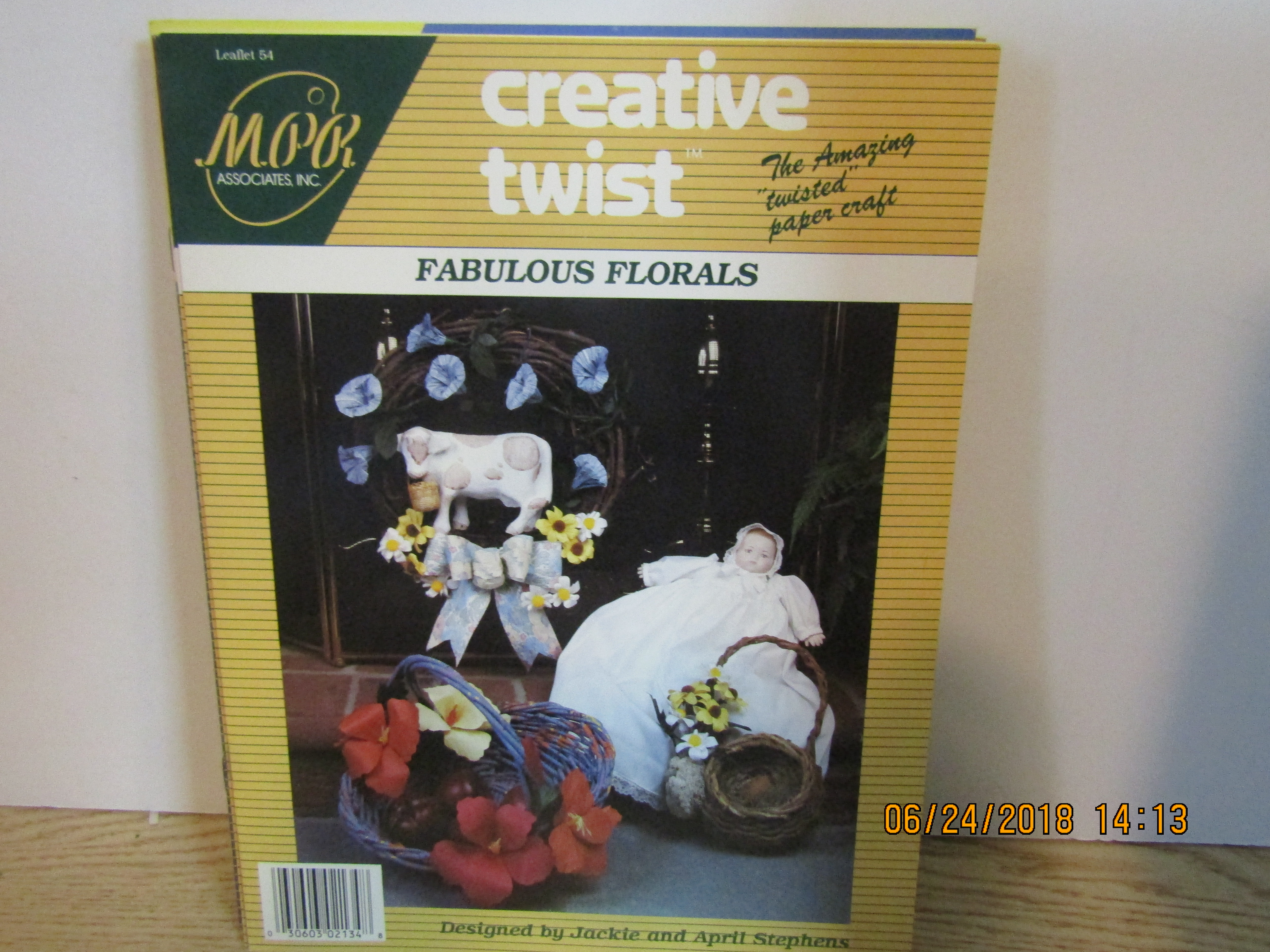 Creative Twist Paper Craft Book Fabulous Florals