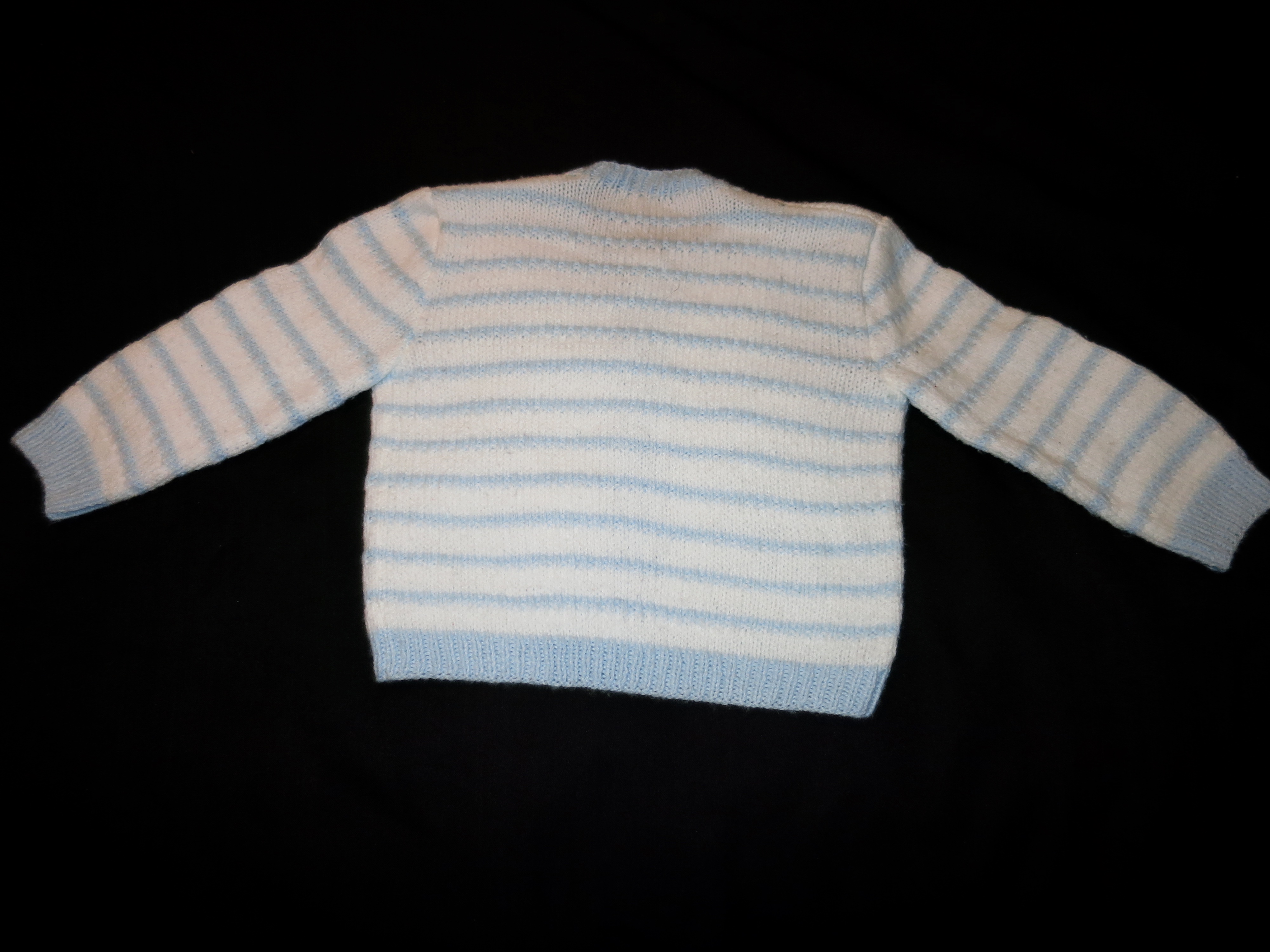 Girls Hand Knitted Cardigan Sweater Size 4T White Blue