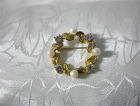 Pearls Faux Gold Leaves Crystals Brooch