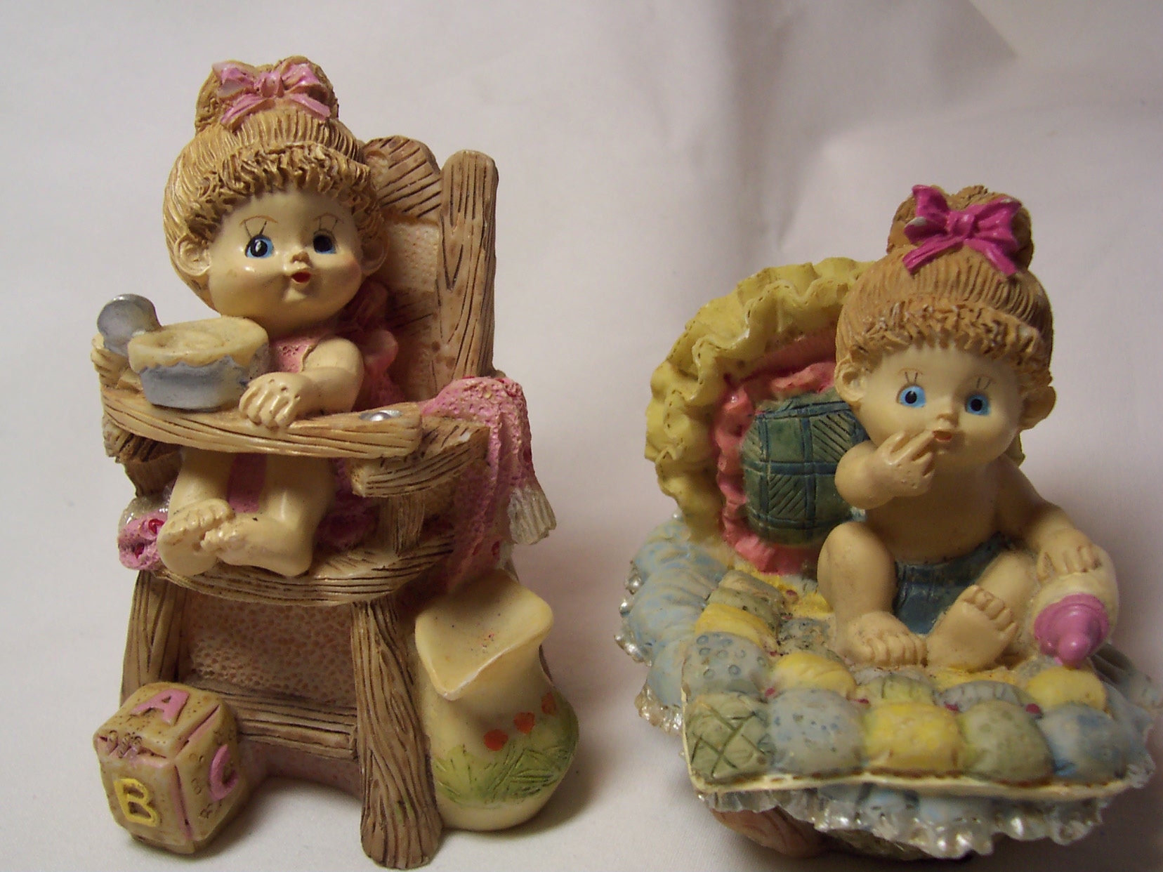 Baby Figurine Ceramic World Inc set of two